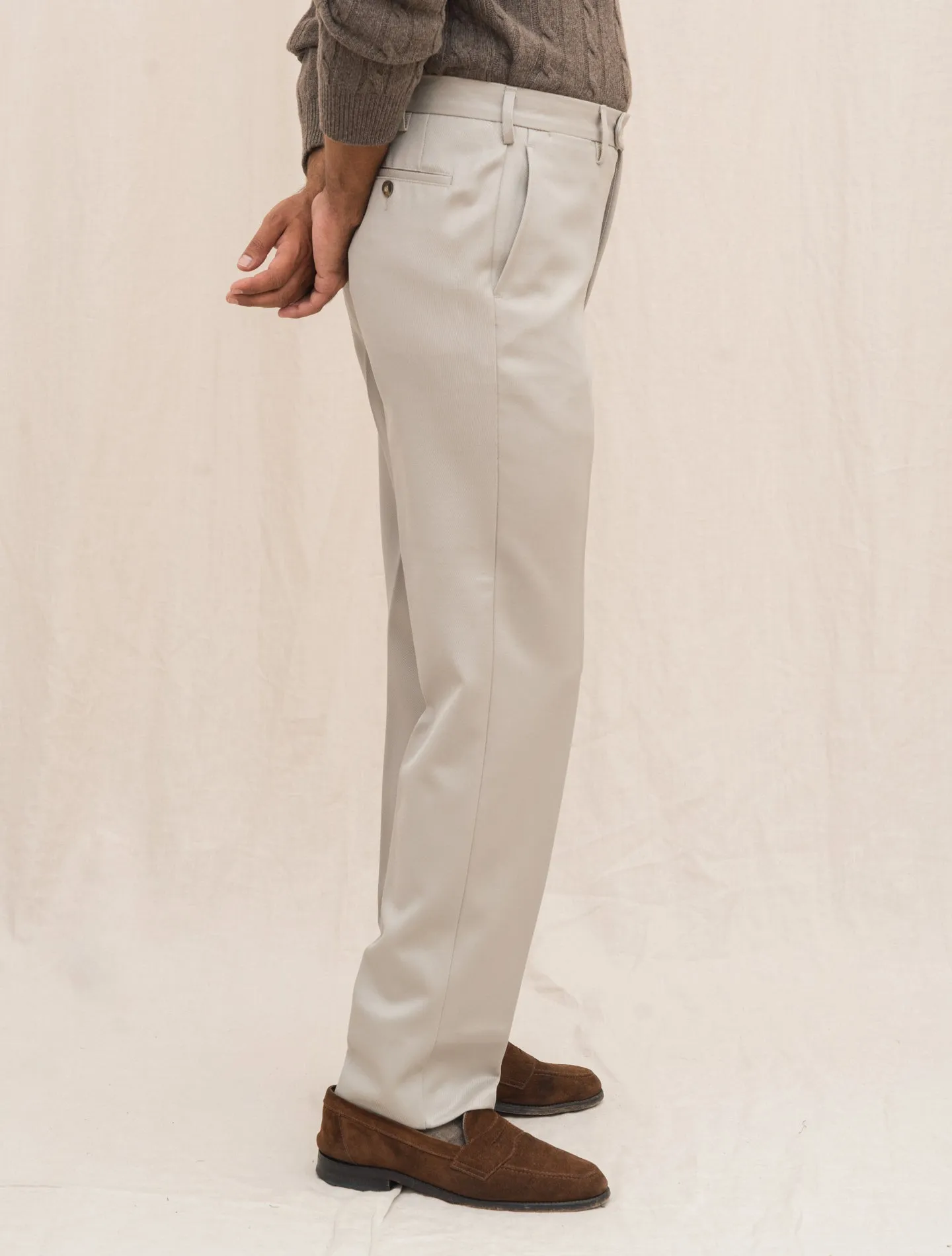 190 Flat Front Wool Twill Trousers Beige