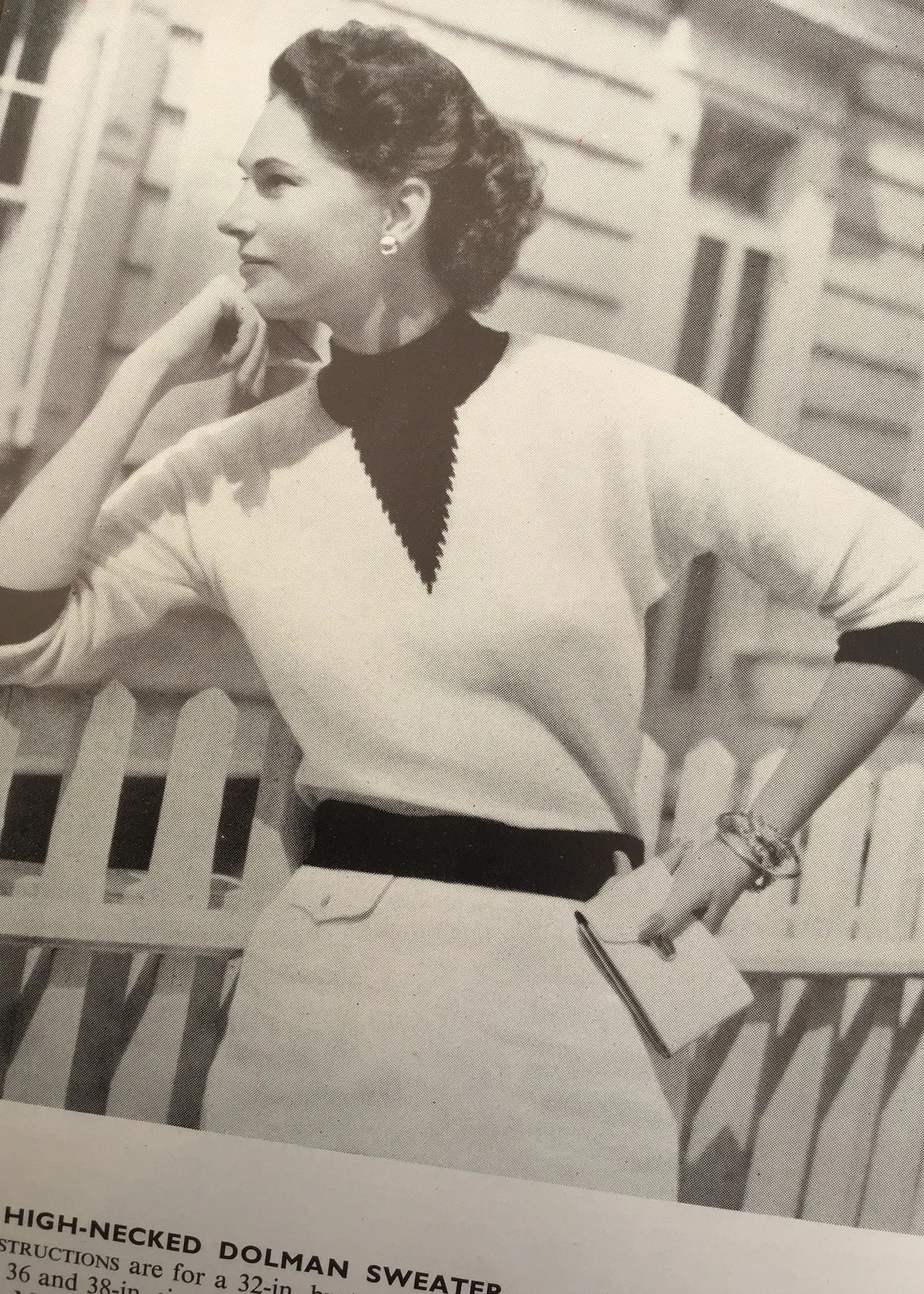 1950s Vogue-Knit #113 • Sweaters and Pullovers 16 Page Pattern Booklet
