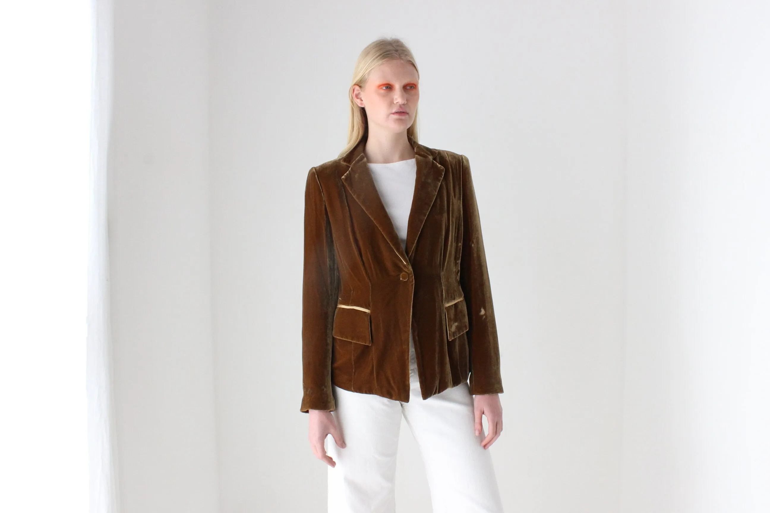 2000s Bill Blass Caramel Silk Velvet Blazer