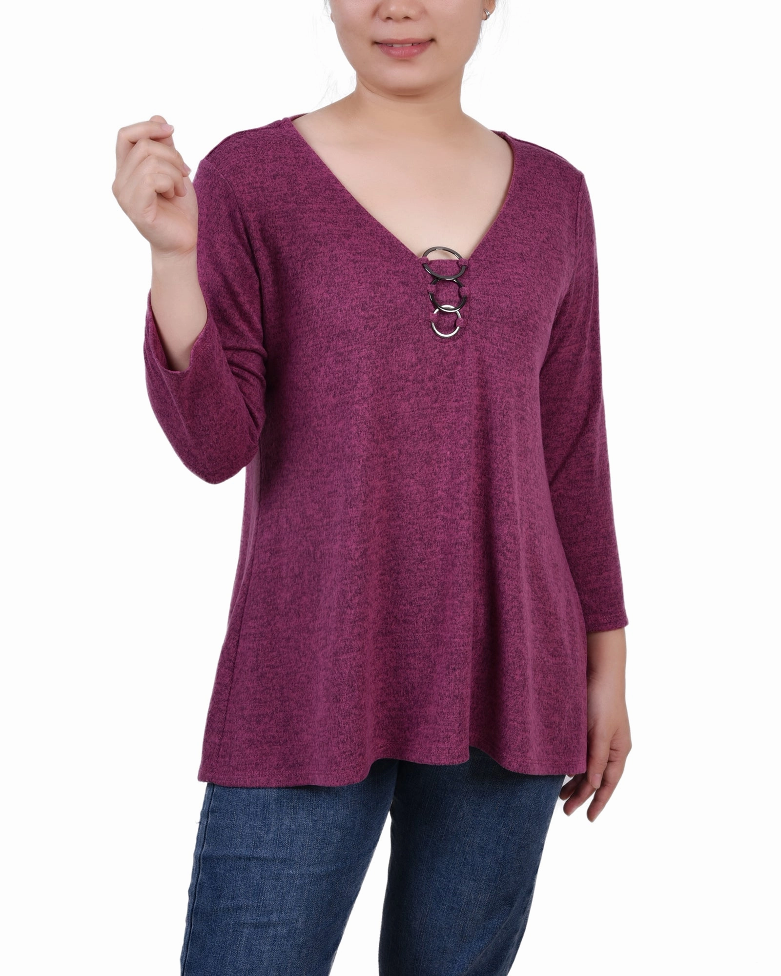 StretchFabric Comfortable Design 3/4 Sleeve 3-Ring Top
