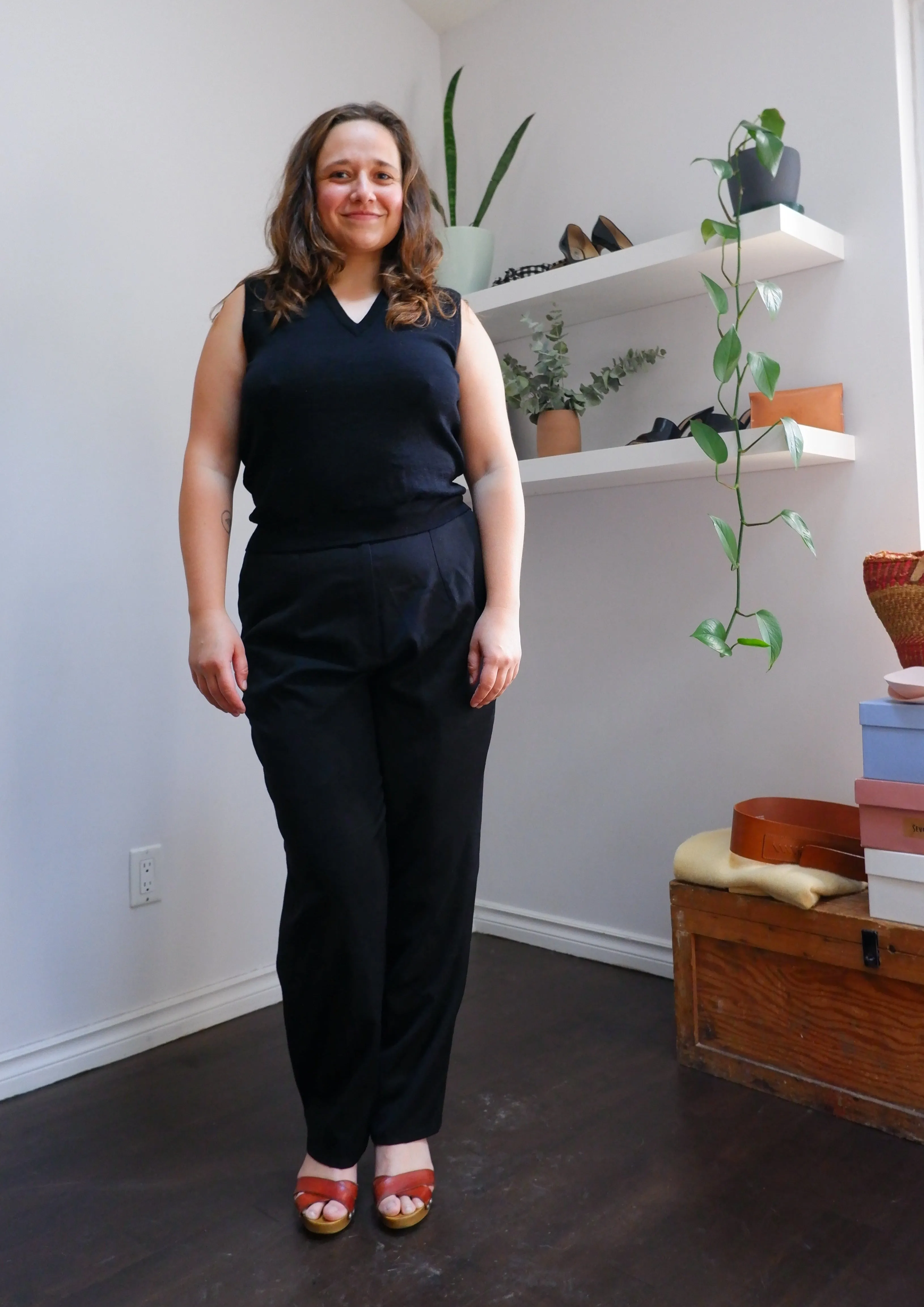 90s Black Pleated High Rise Wool Trousers - 10/12