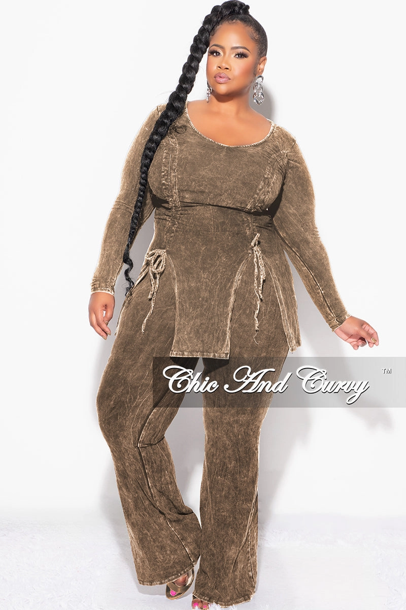 Flexible Performance Flexible Ankle Cuffs Final Sale Plus Size 2pc Ruched Drawstring Double Slit Top and Pants Set in Brown
