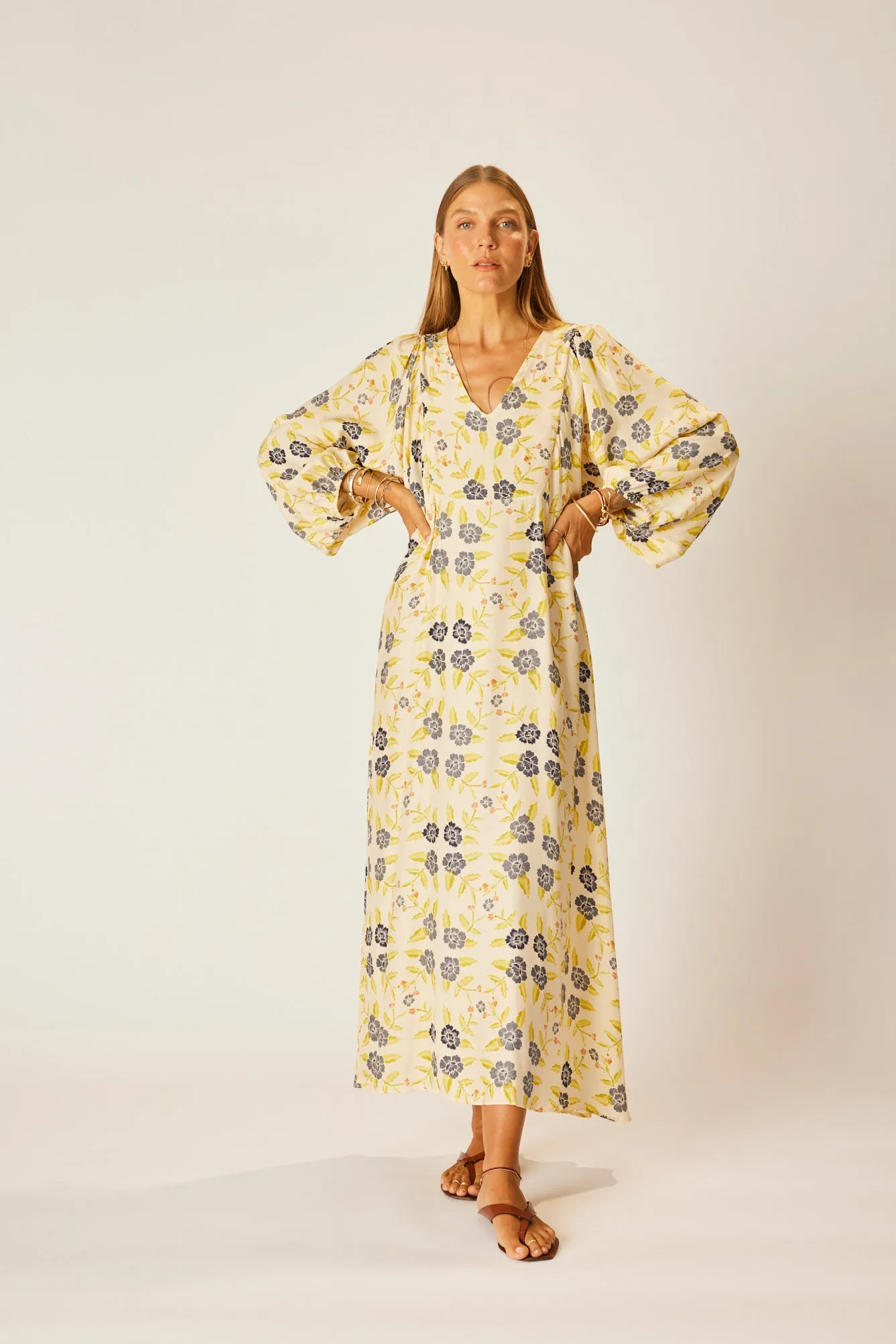 ALICE DRESS Winter Classic Quiet Mood