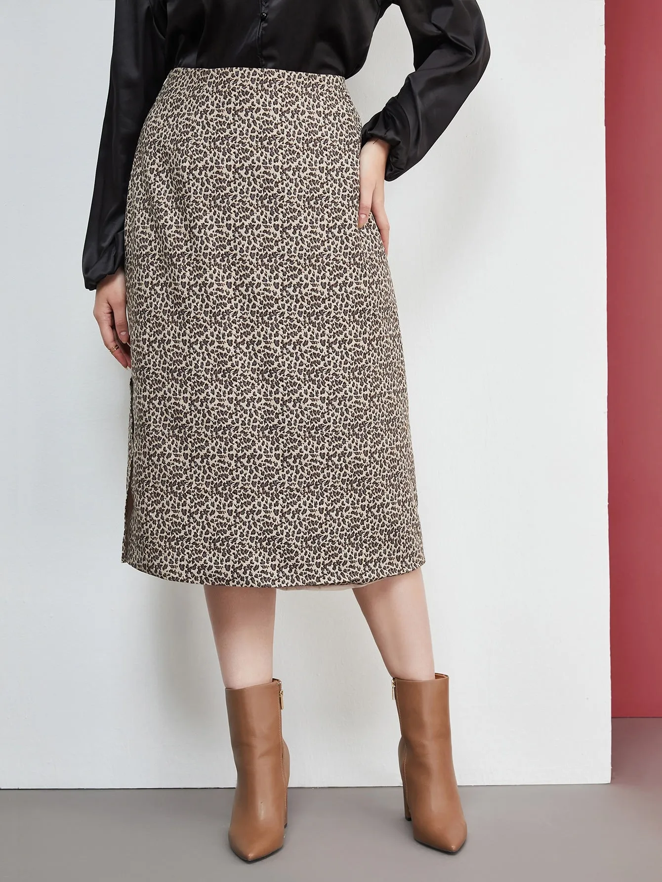 All Over Print Split Midi Plus Size Skirt