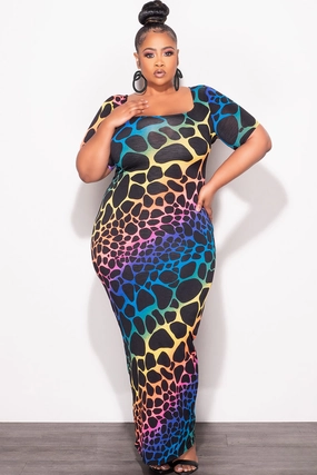 Cozy Casual Final Sale Plus Size BodyCon Dress in Black Background & Multi-Color Giraffe Print