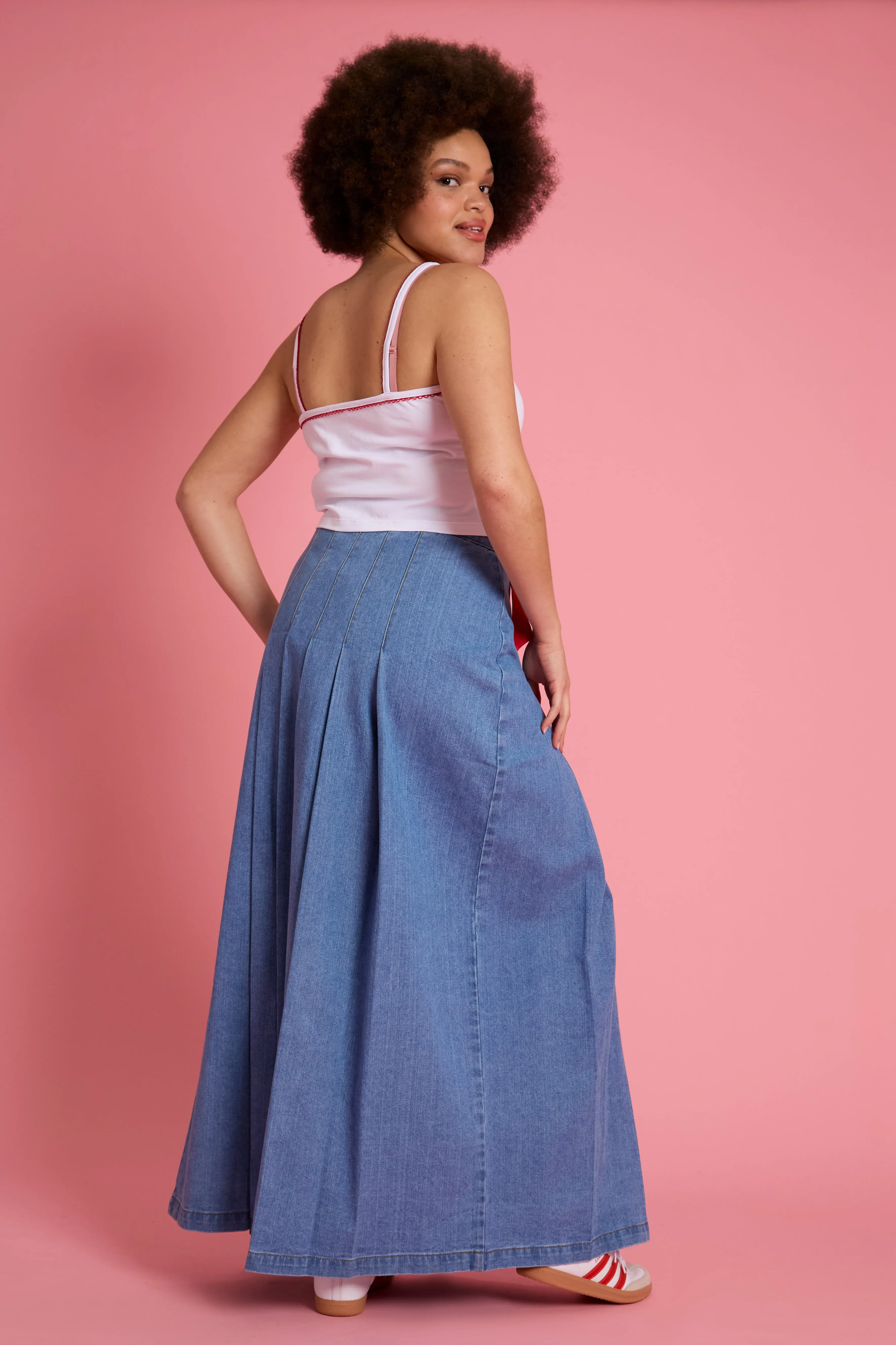 Contrast Stitch Detail Ani Tomato Micro Vest - Curve