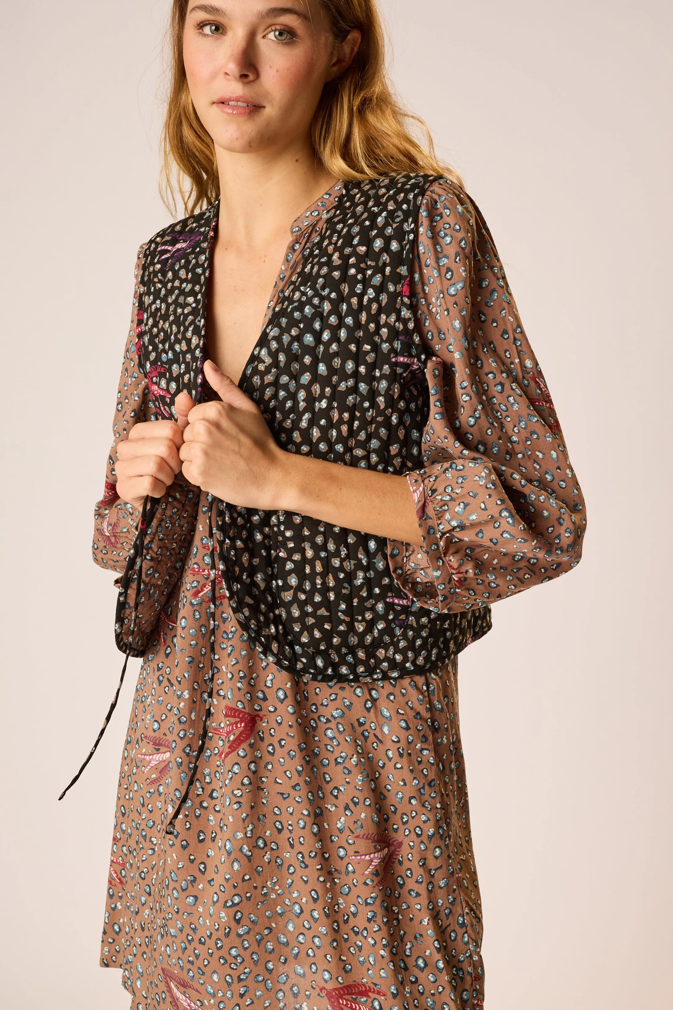 FELICITY VEST Chill Control Prize