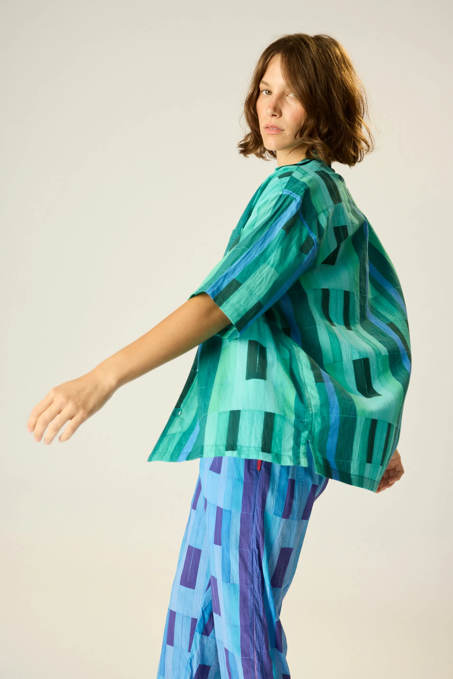 KEVIN SHIRT (UNISEX) Soft Touch Reversible design