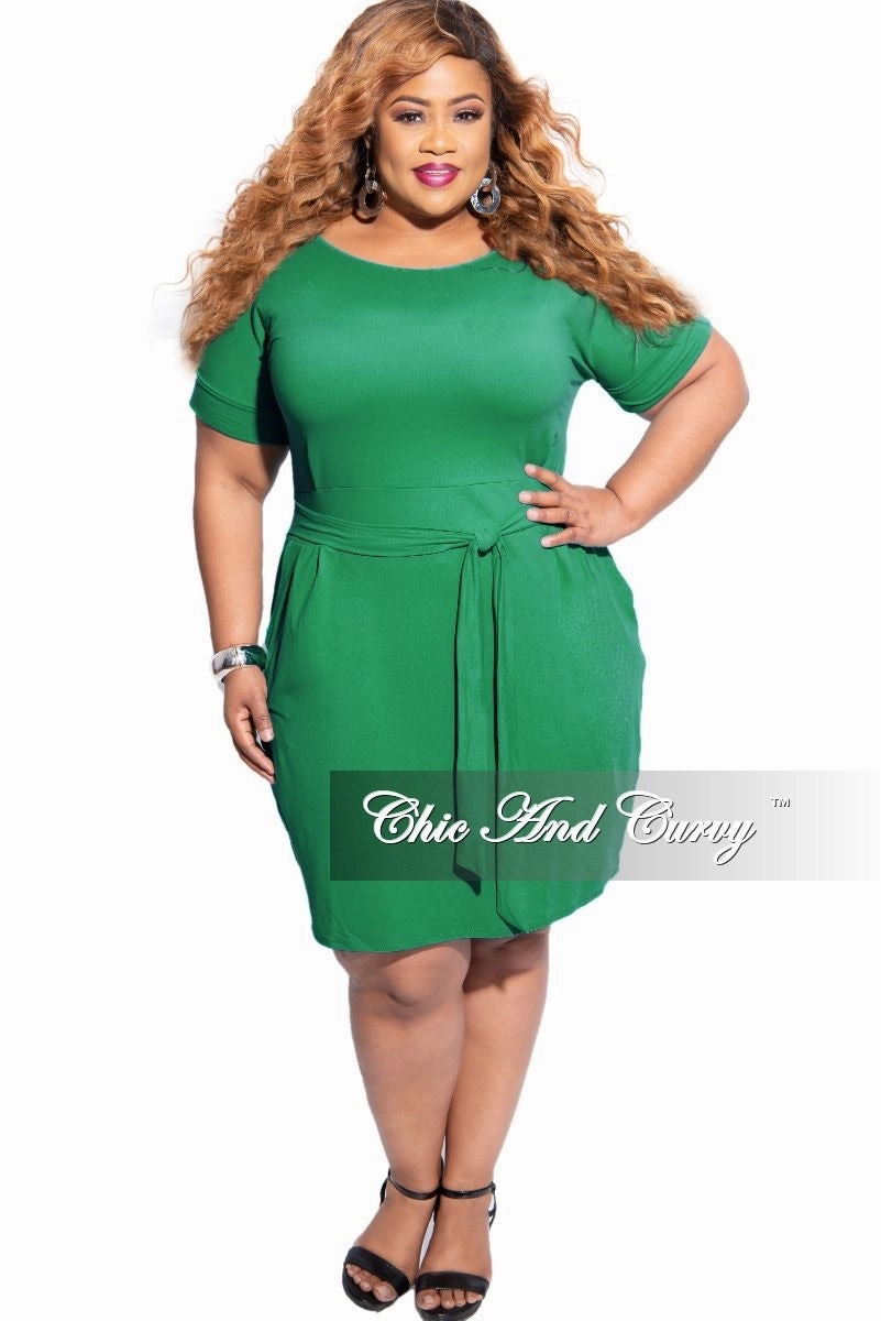 Final Sale Plus Size Rolled Sleeve Tie Dress in Kelly Green Flexible Waistband
