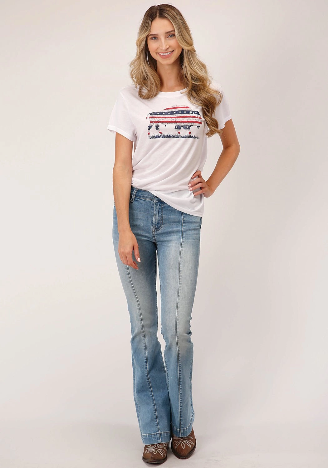 Active Fit Roper Womens Patriotic Buffalo White Poly/Rayon S/S T-Shirt