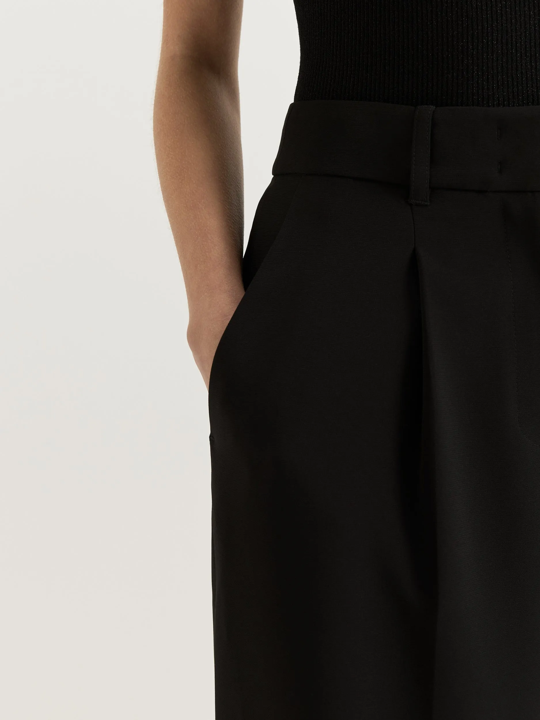 ErgonomicArticulatedDesign Clean Finish Azalea Pants