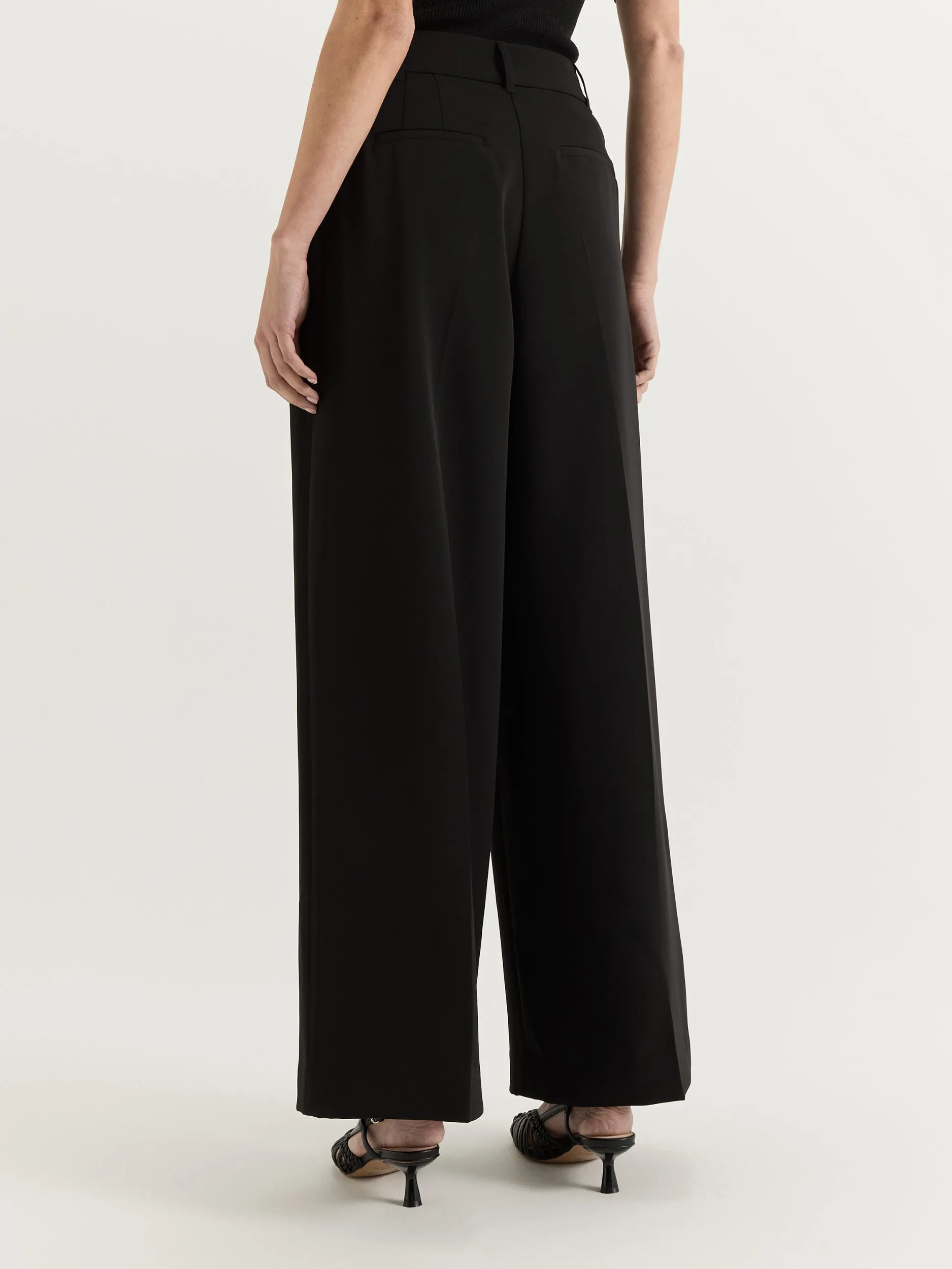 Azalea Pants Tagless Labeling