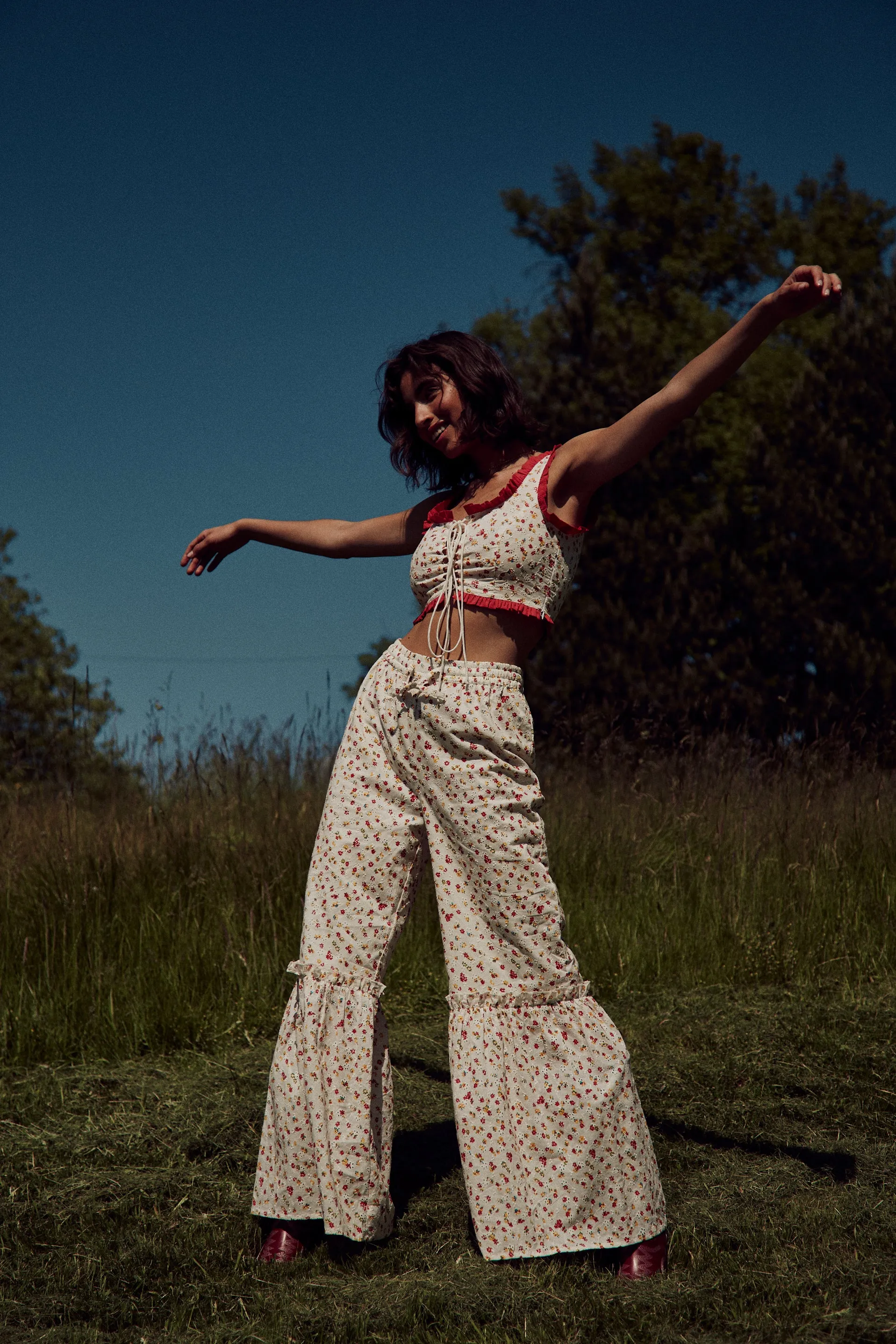 Thermal Regulating Design Blossom Broderie Trousers - White