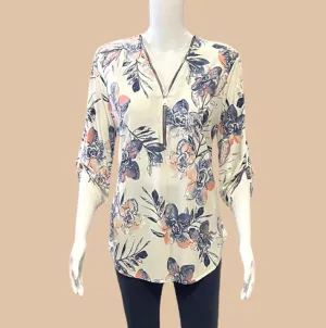 BLOSSOM V-NECK ZIP TOP