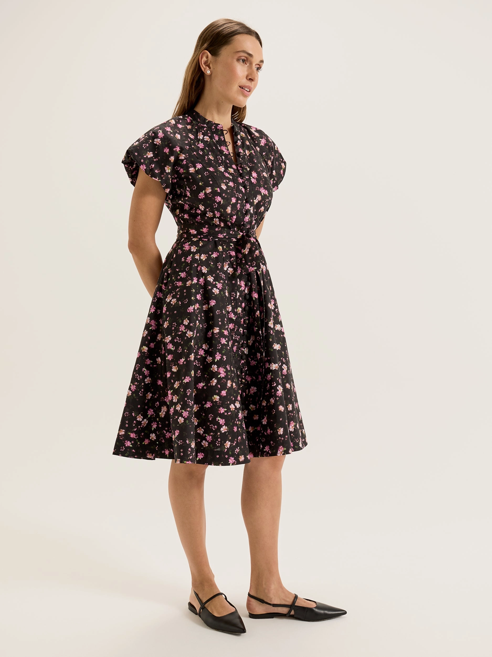 Minimalist Layering Polished Tailoring Blossom Mini Dress