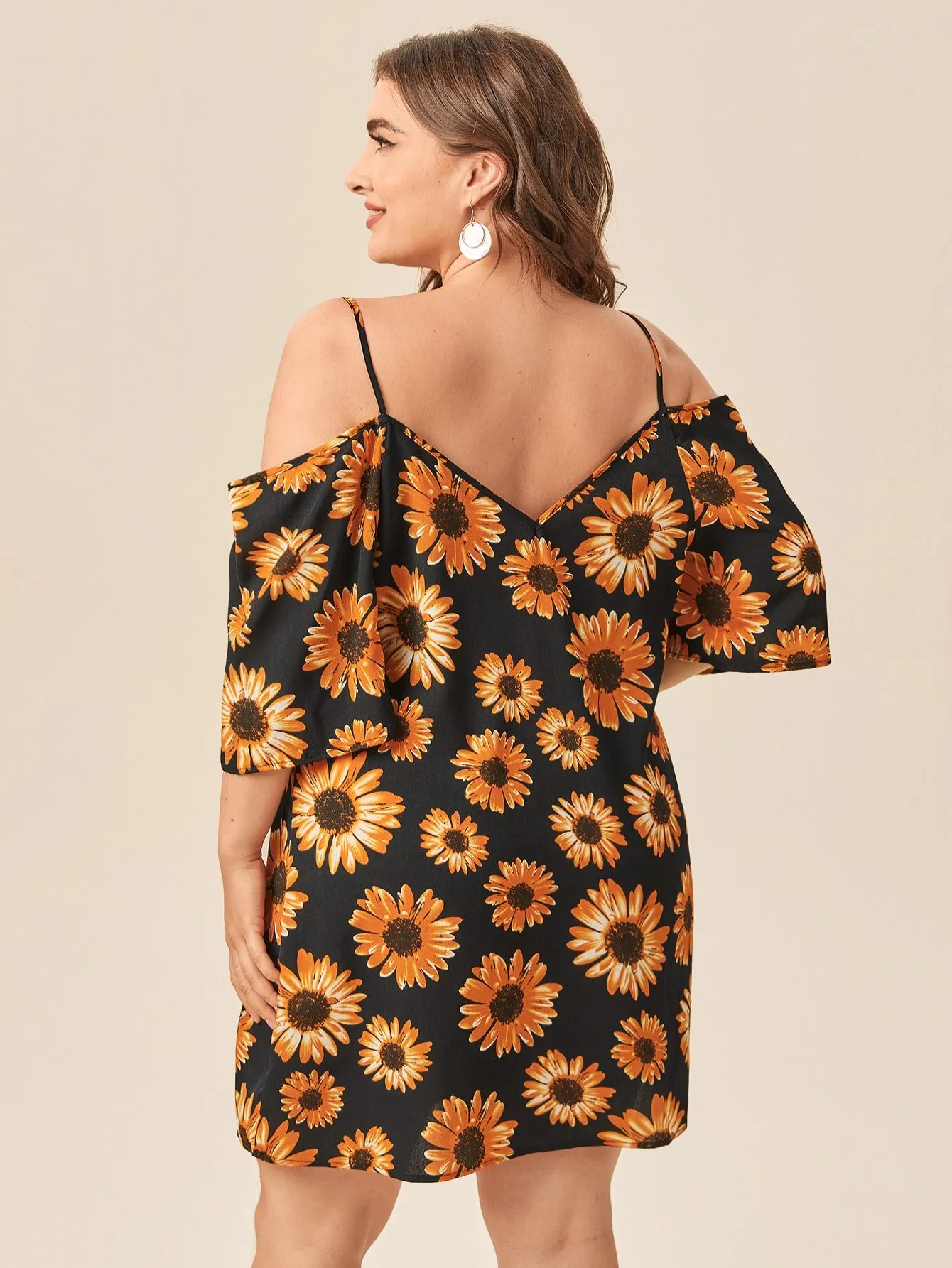 Boho All Over Print Half Sleeve Cold Shoulder Straight Short Plus Size Dress