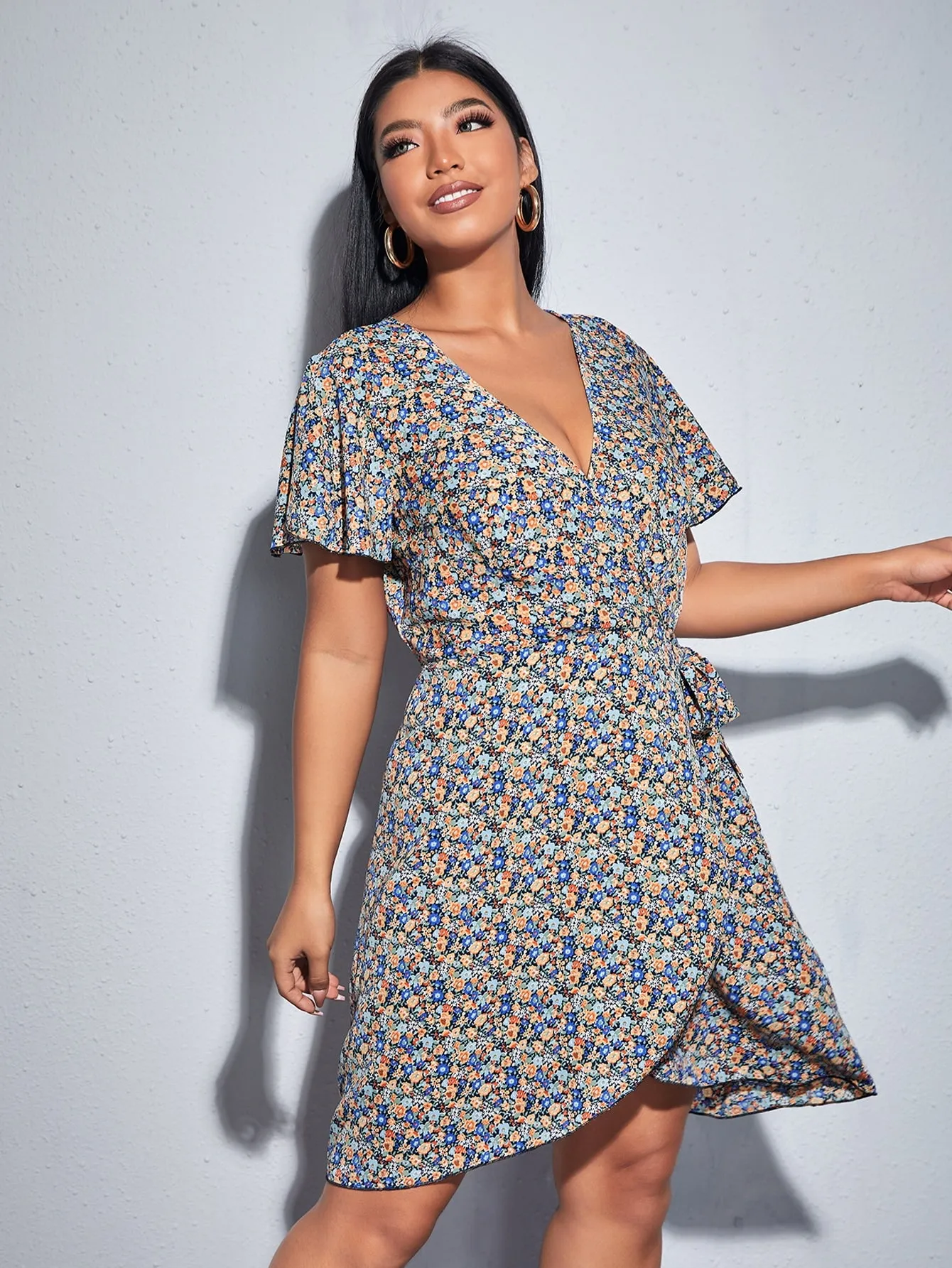 Boho Ditsy Floral Tie Front Short Sleeve V Neck Wrap High Waist Short Plus Size Dress