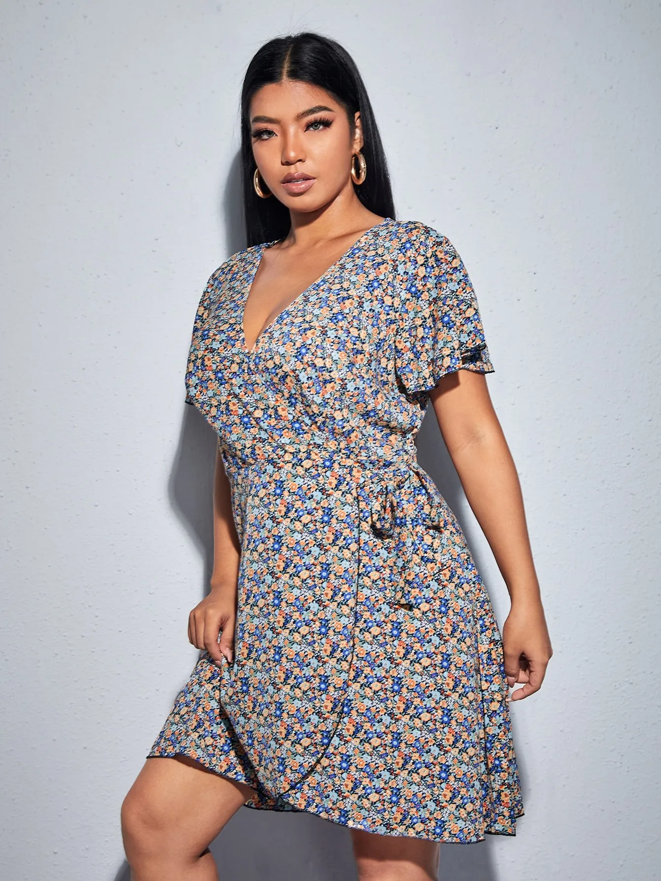 Boho Ditsy Floral Tie Front Short Sleeve V Neck Wrap High Waist Short Plus Size Dress