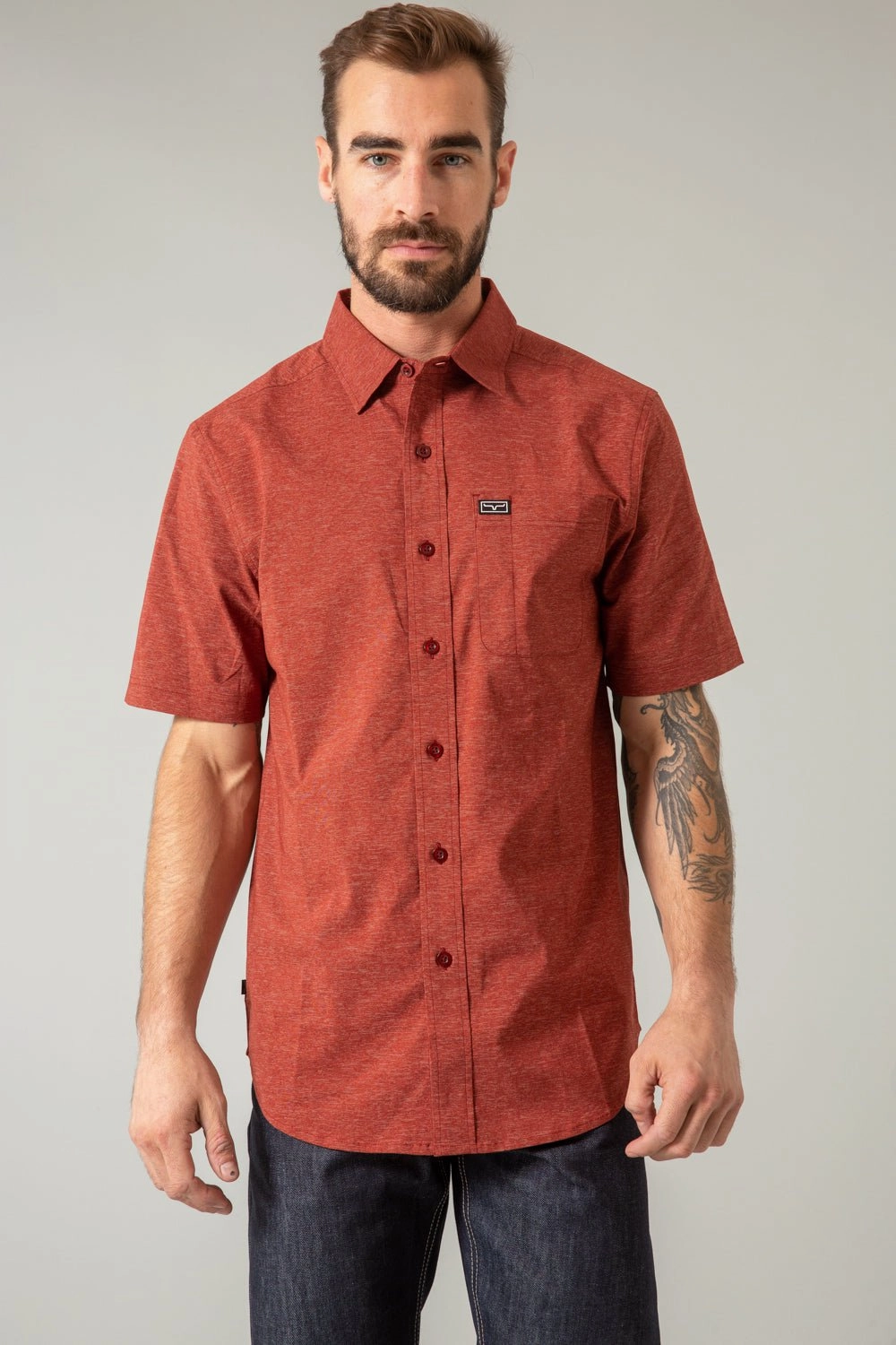 Unmatched comfort Chambray Fabric Kimes Ranch Mens Linville Solid Red Cotton blend S/S Shirt