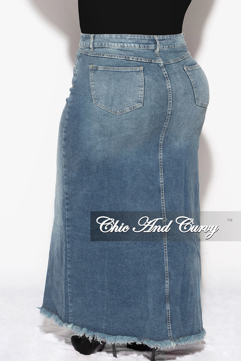 Final Sale Plus Size Maxi Skirt with Front Slit in Denim Freedom Move Sleek Appearance