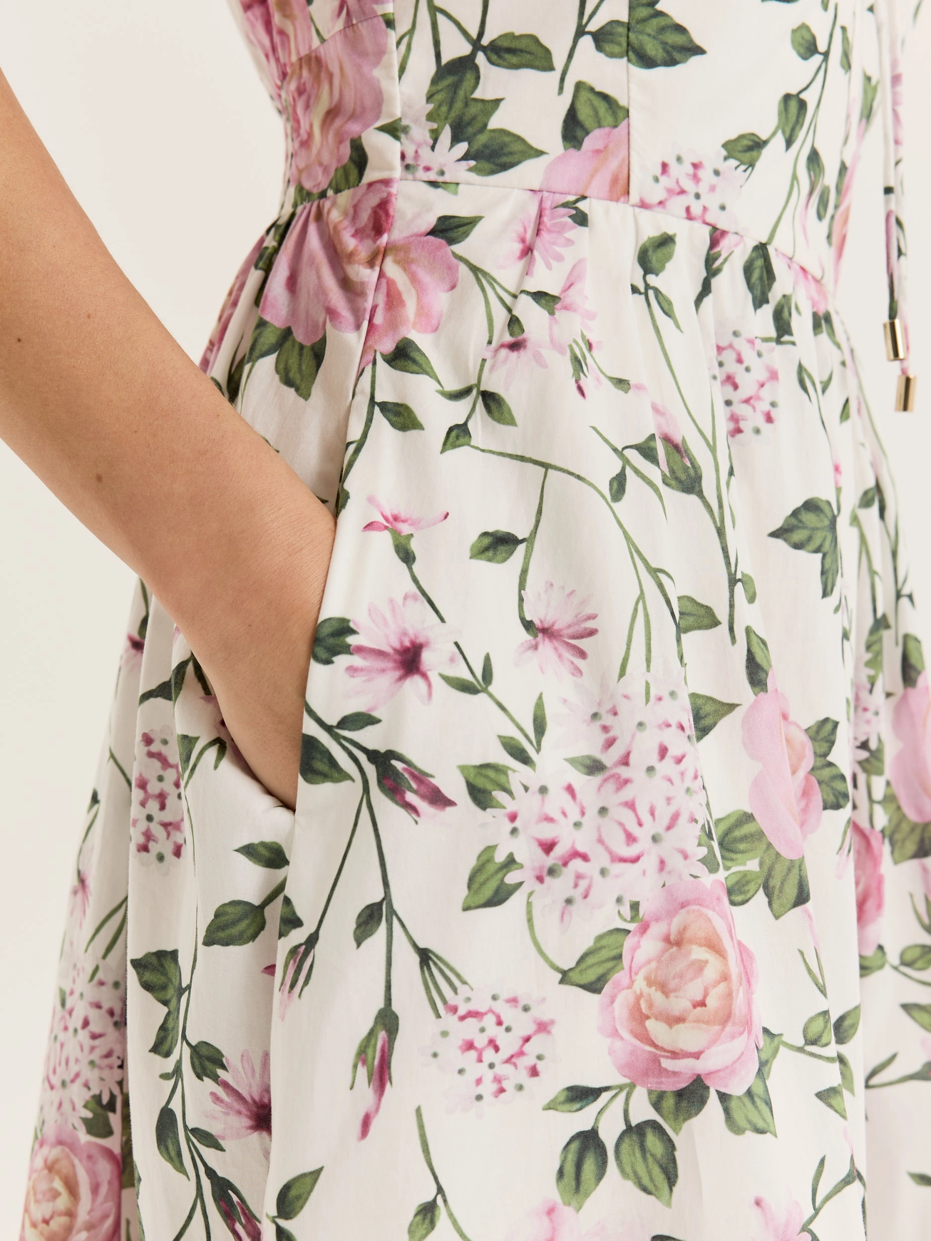 Camellia Sundress City Flow Soft Movement