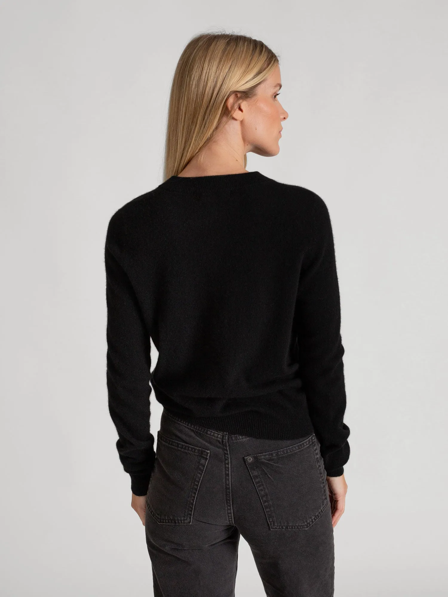 Cashmere sweater "Thora" - black