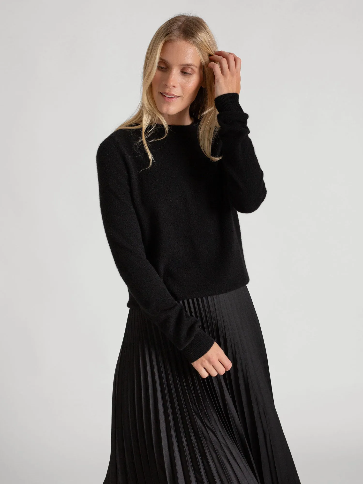 Cashmere sweater "Thora" - black