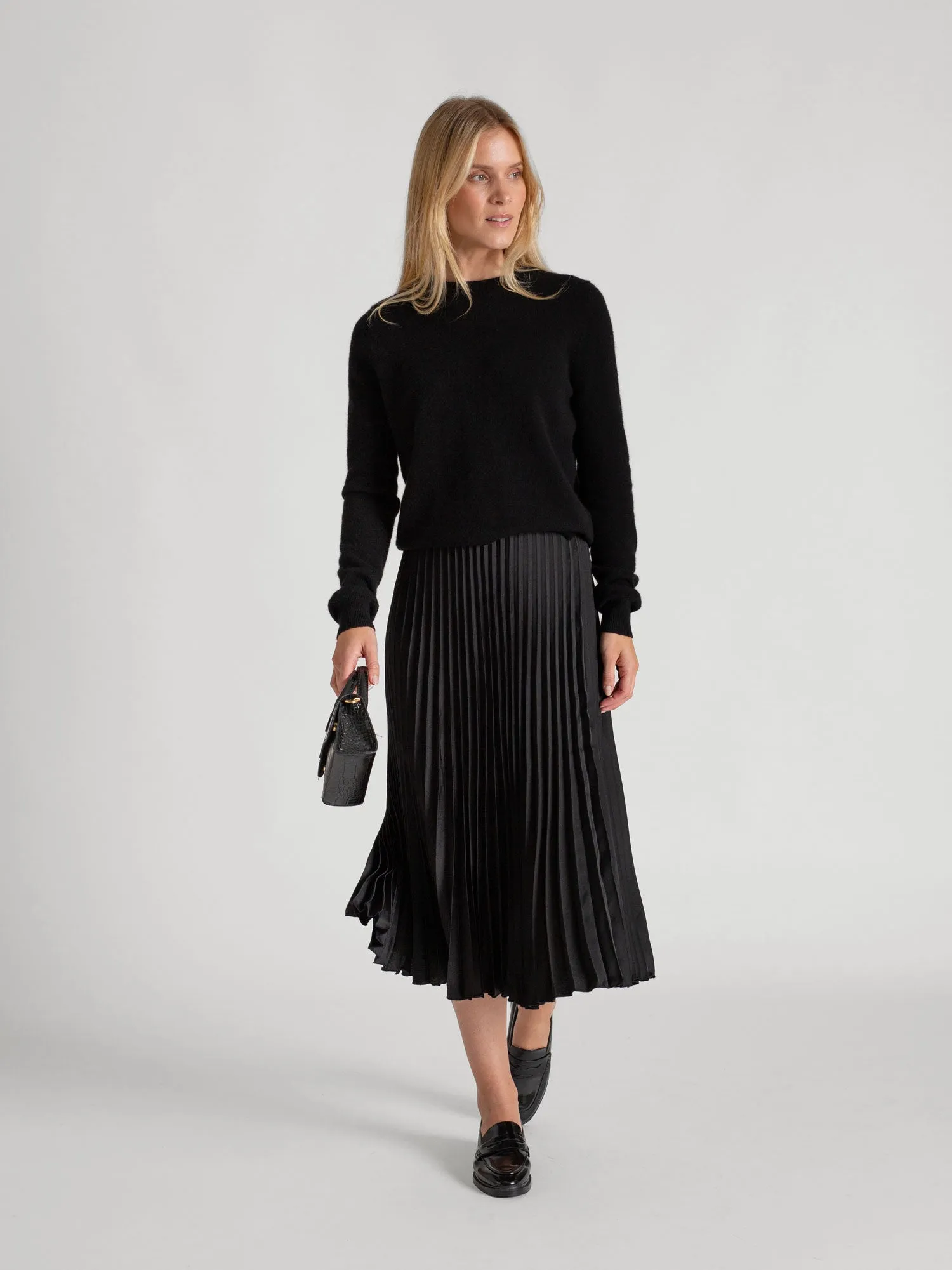 Cashmere sweater "Thora" - black