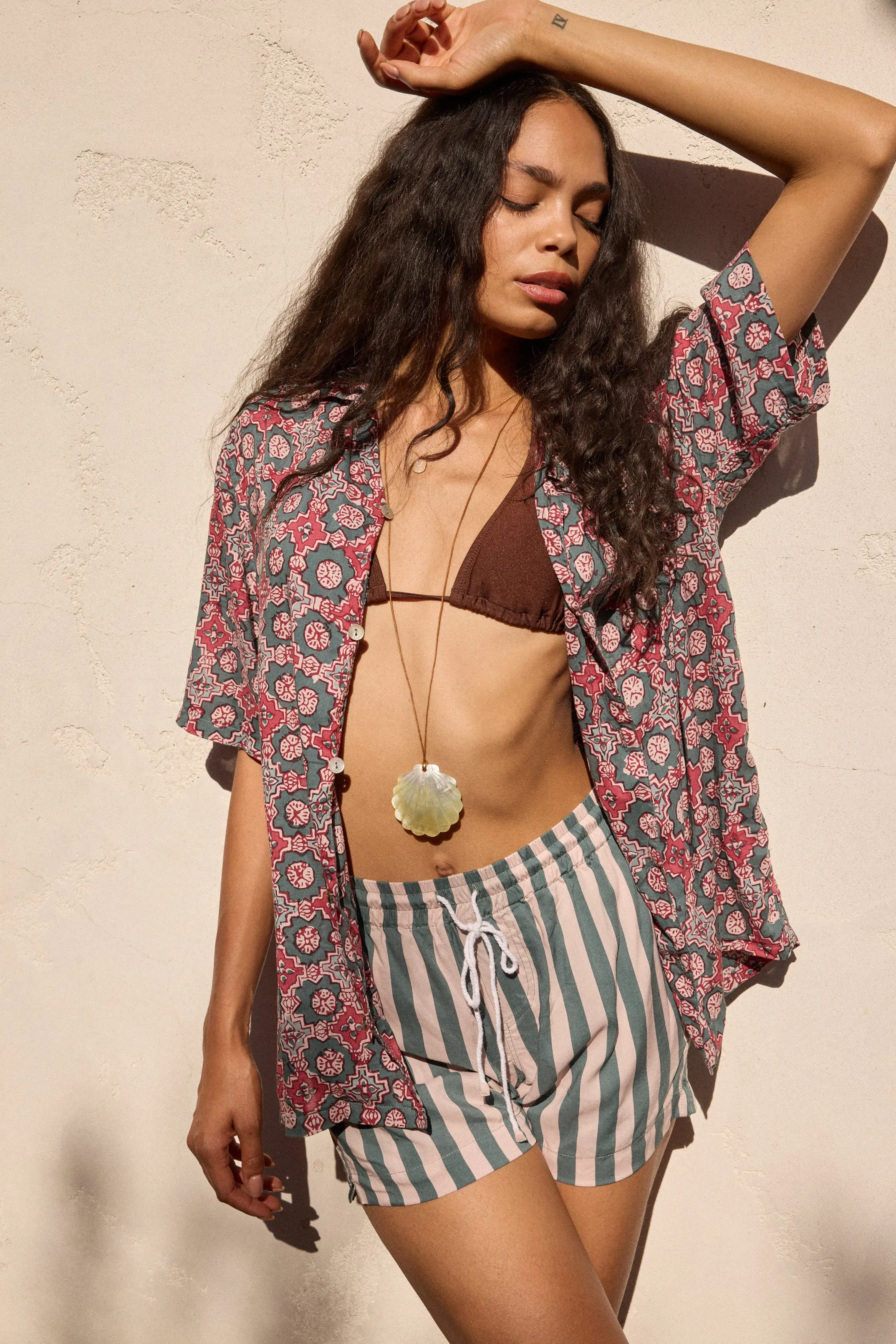 KEV SHORT (UNISEX) Chilly Weather Fit Laser Cut Edges