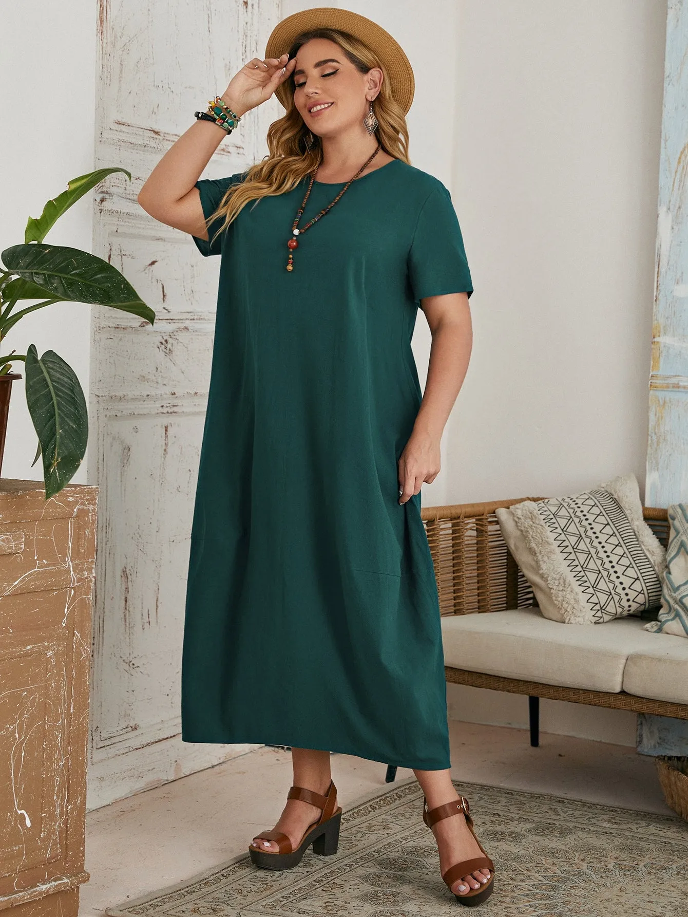 Casual Plain Short Sleeve Round Neck Straight Natural Long Plus Size Dress
