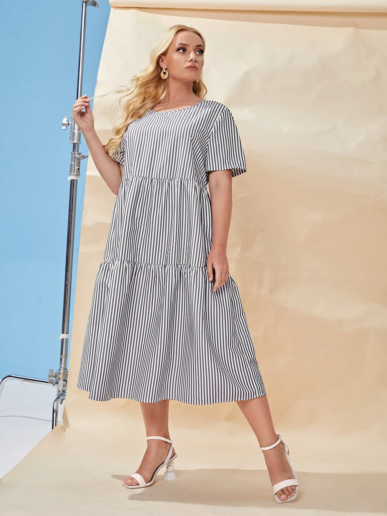 Casual Striped Ruffle Hem Short Sleeve Round Neck Flounce High Waist Long Plus Size Dress