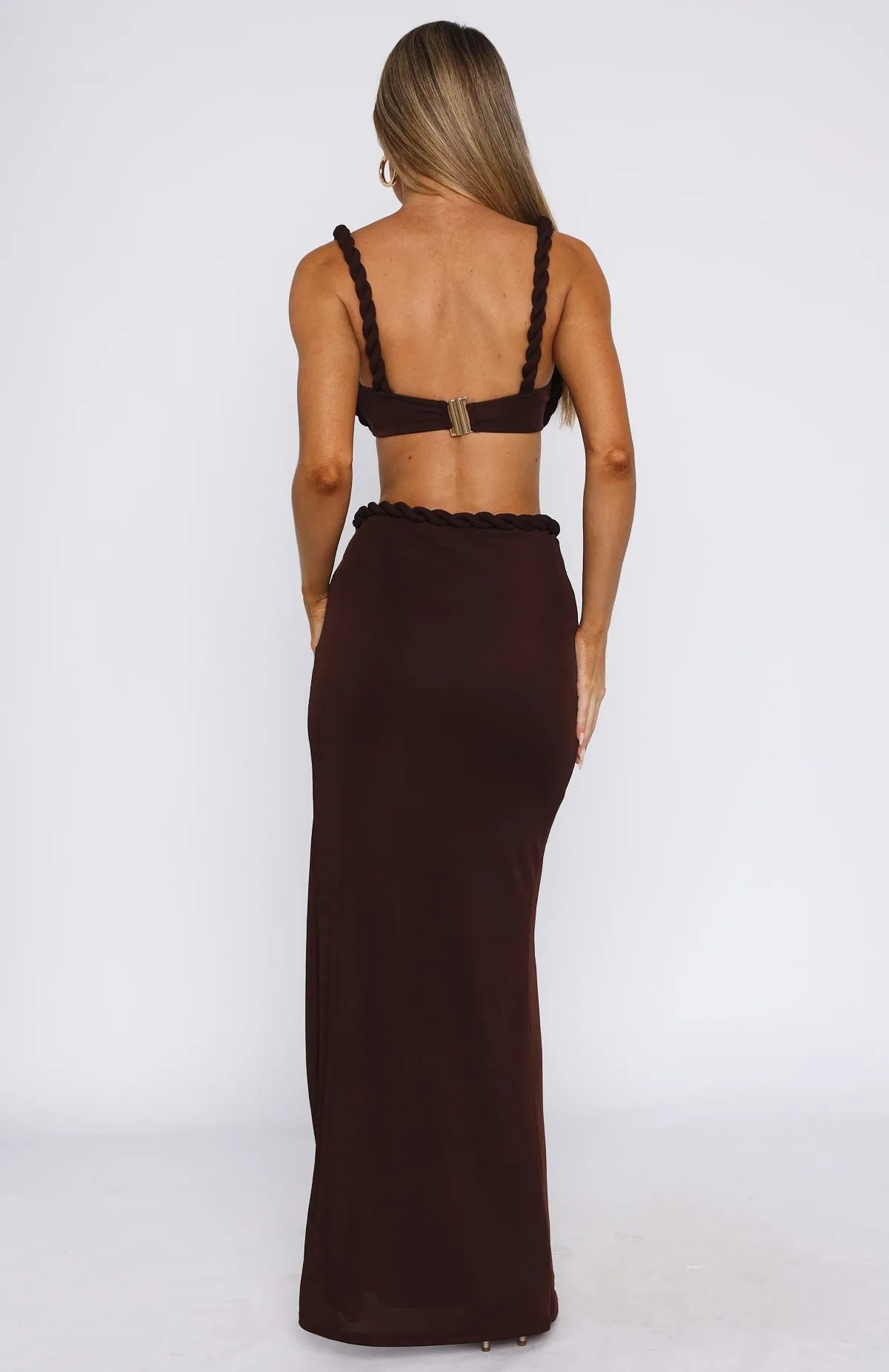 Serenade Me Maxi Skirt Chocolate Outfit Shot
