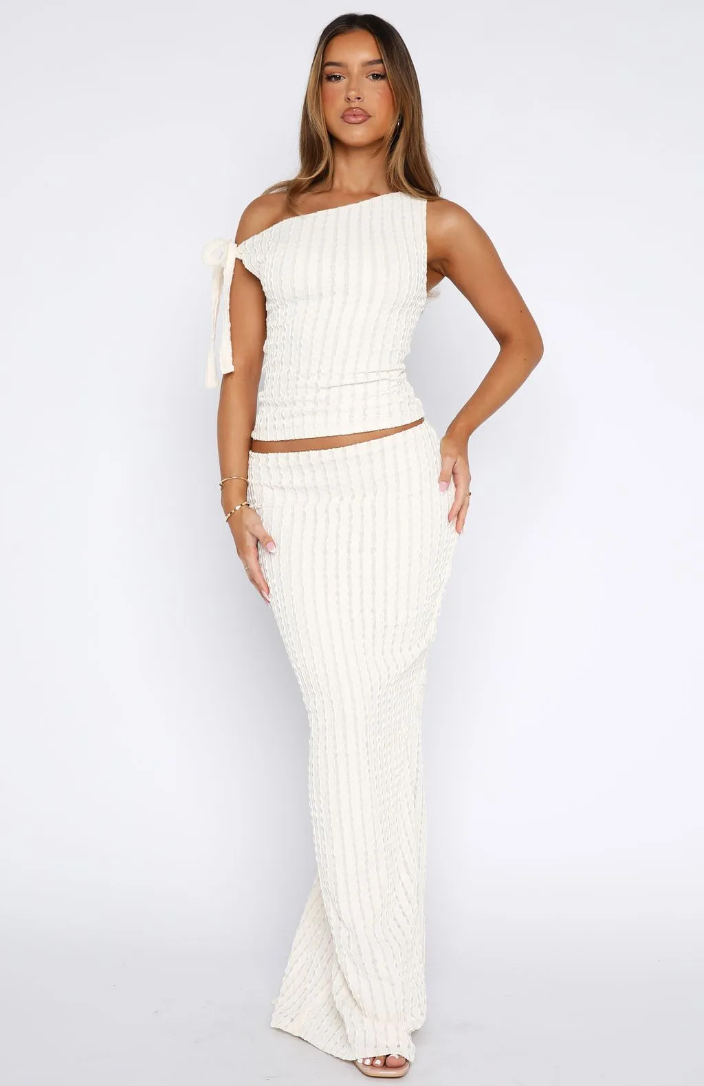 Non Restrictive Fit Top To Bottom Maxi Skirt Off White
