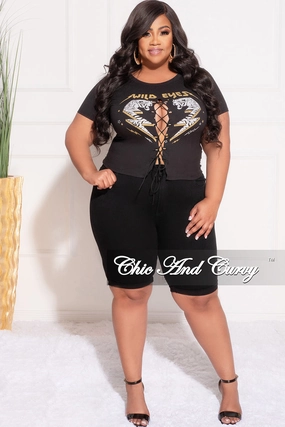 Final Sale Plus Size Lace Up Crop Top in Black Pull-on style