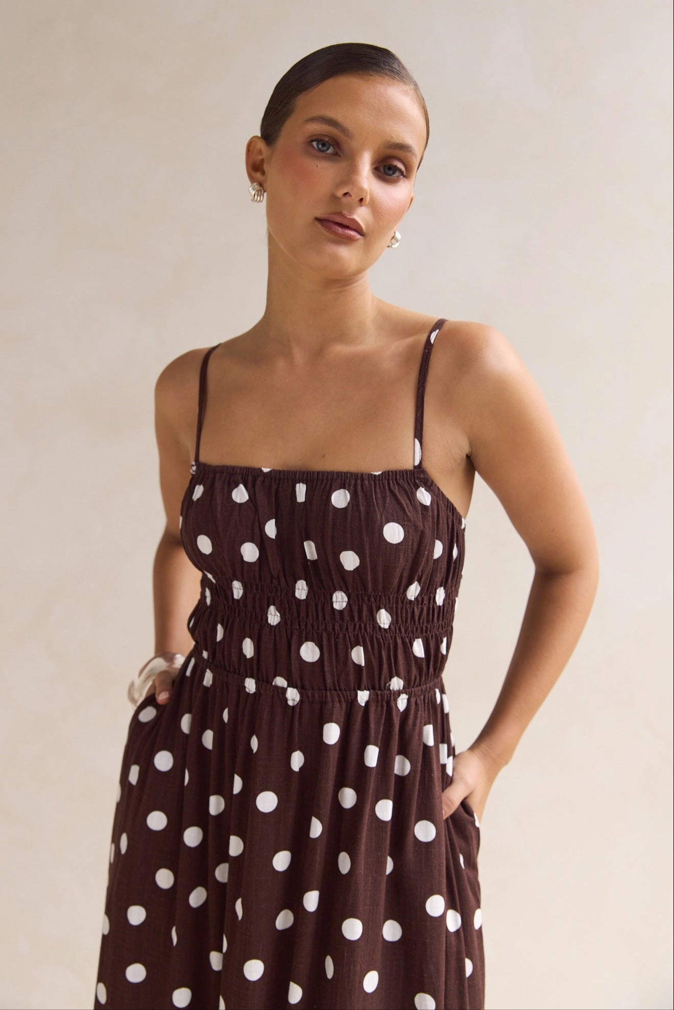 Premium Look Contrast-Lining Clarissa Maxi Dress (Chocolate)