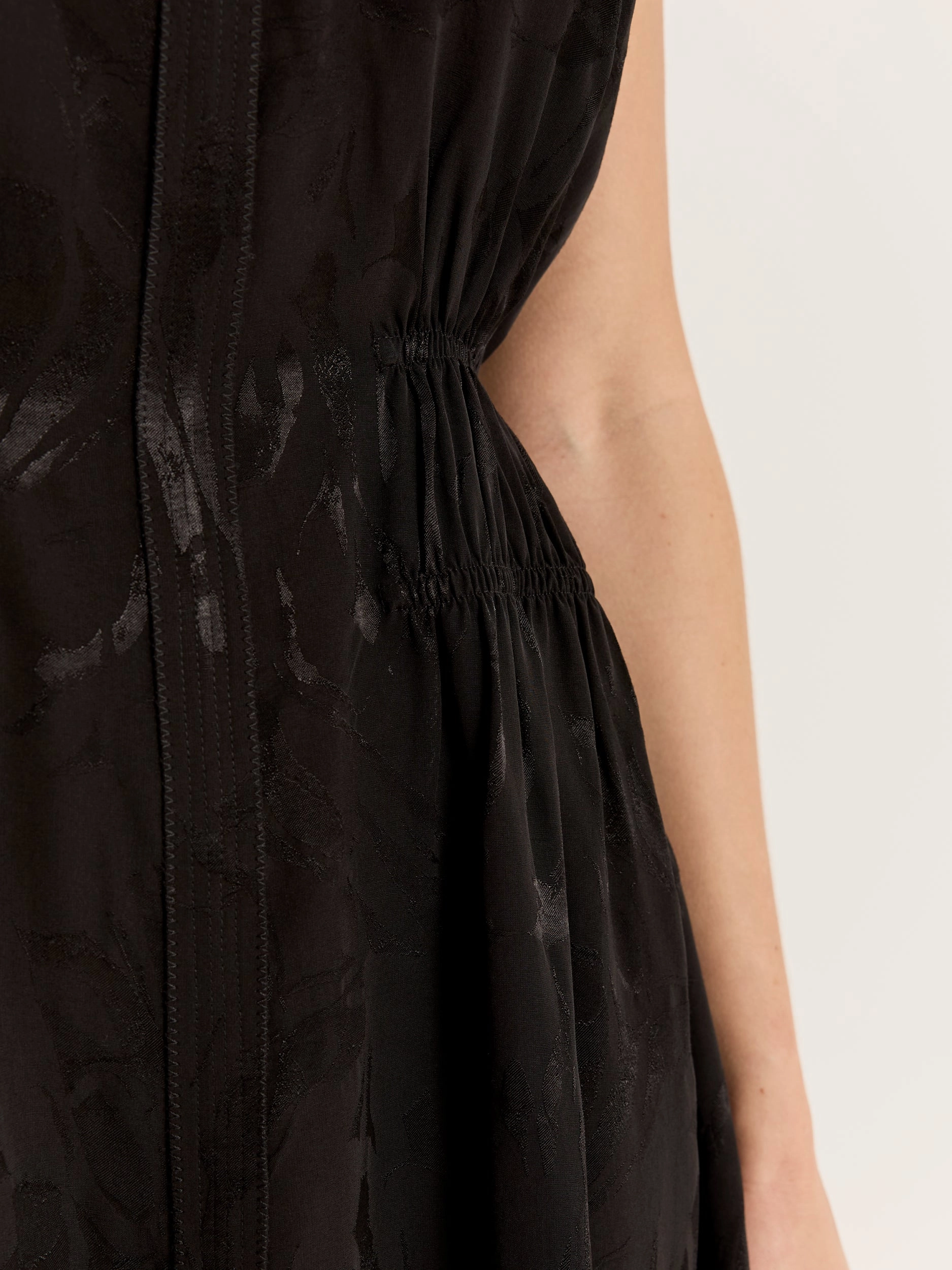 Body Safe Airy Layer Lotus Midi Dress