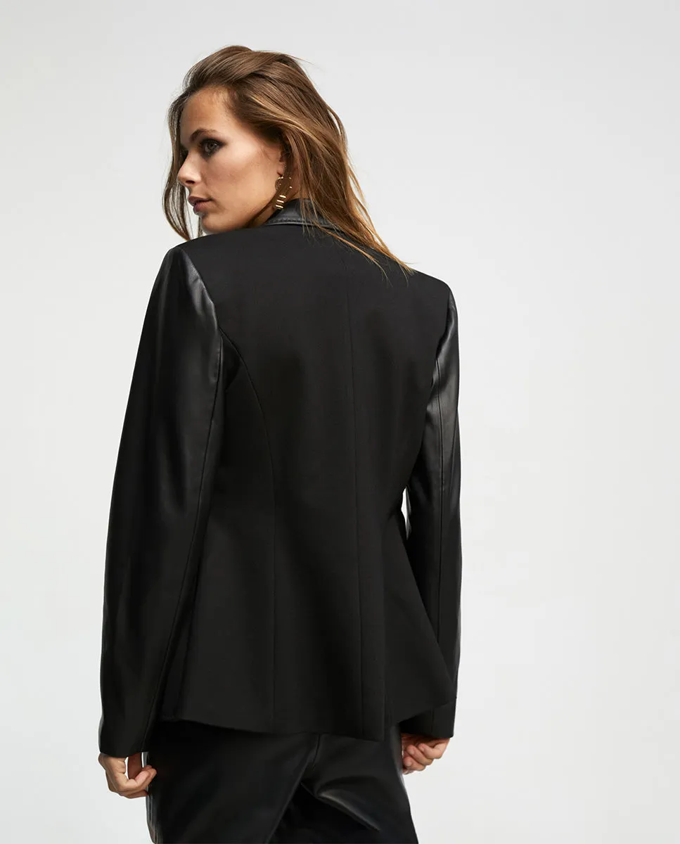 Contrast blazer