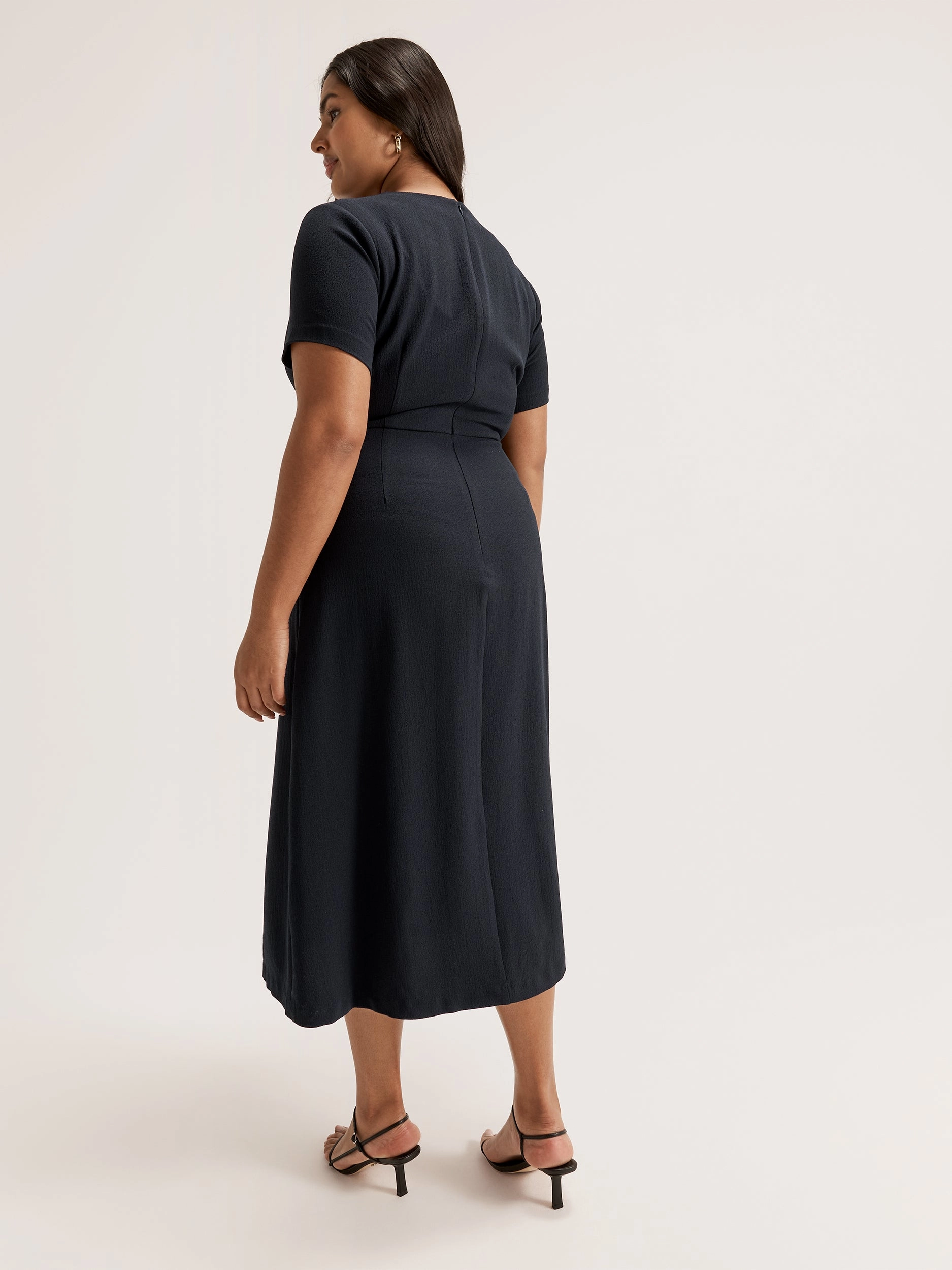 Chill Moment Reversible-Style Elsa Dress