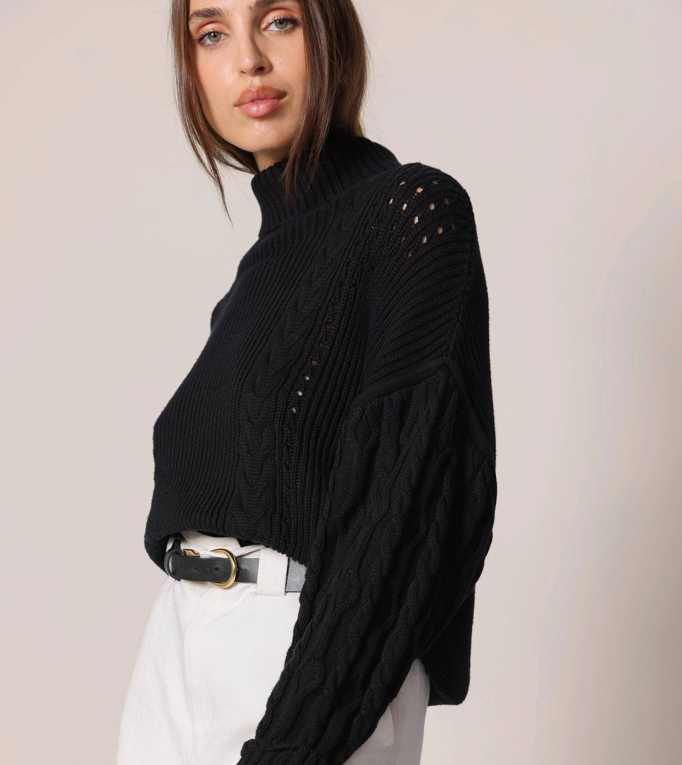 Serah Sweater | Black Sleek Performance Wear