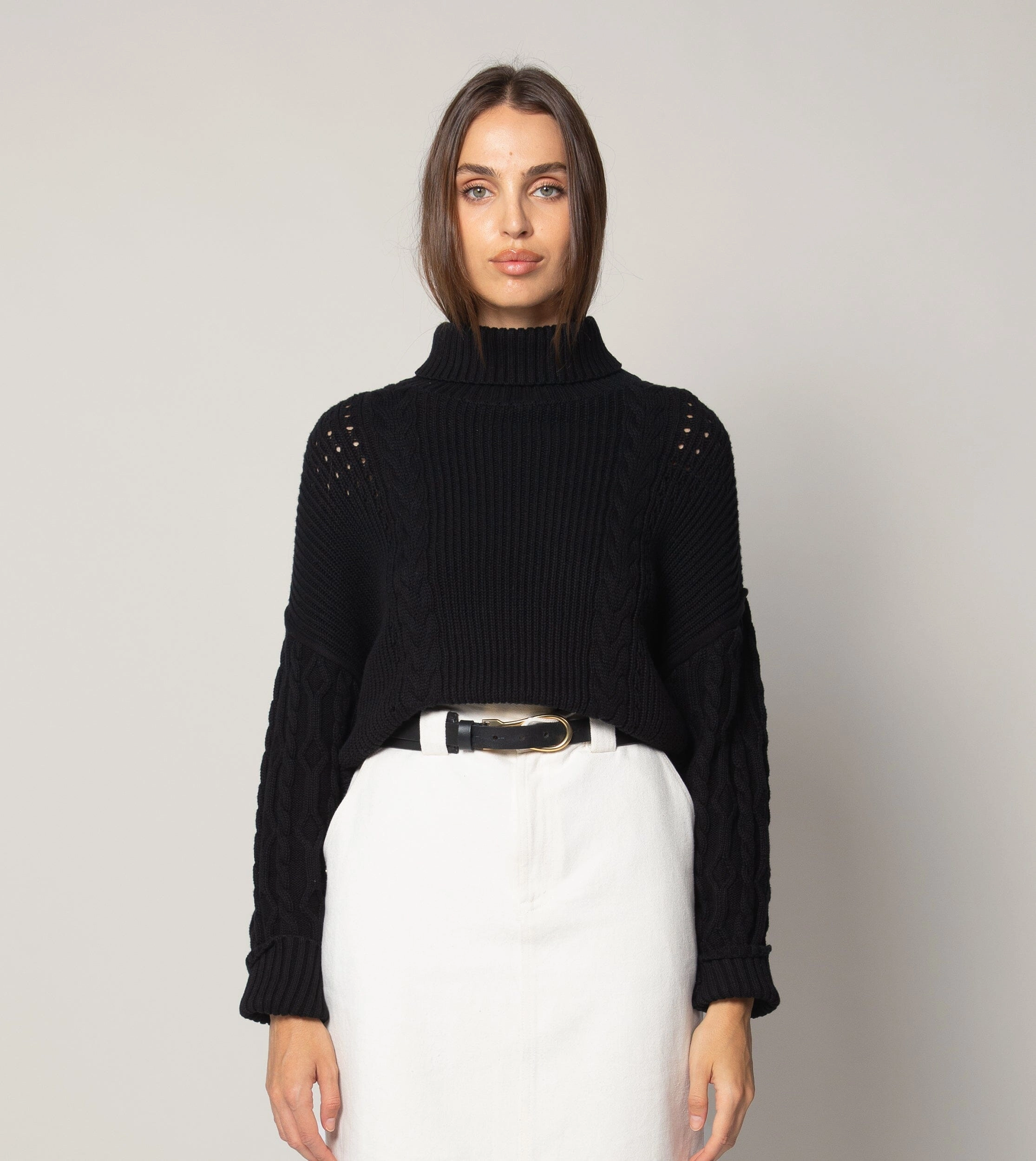 Light Wear Stylish and Cozy Serah Sweater | Black