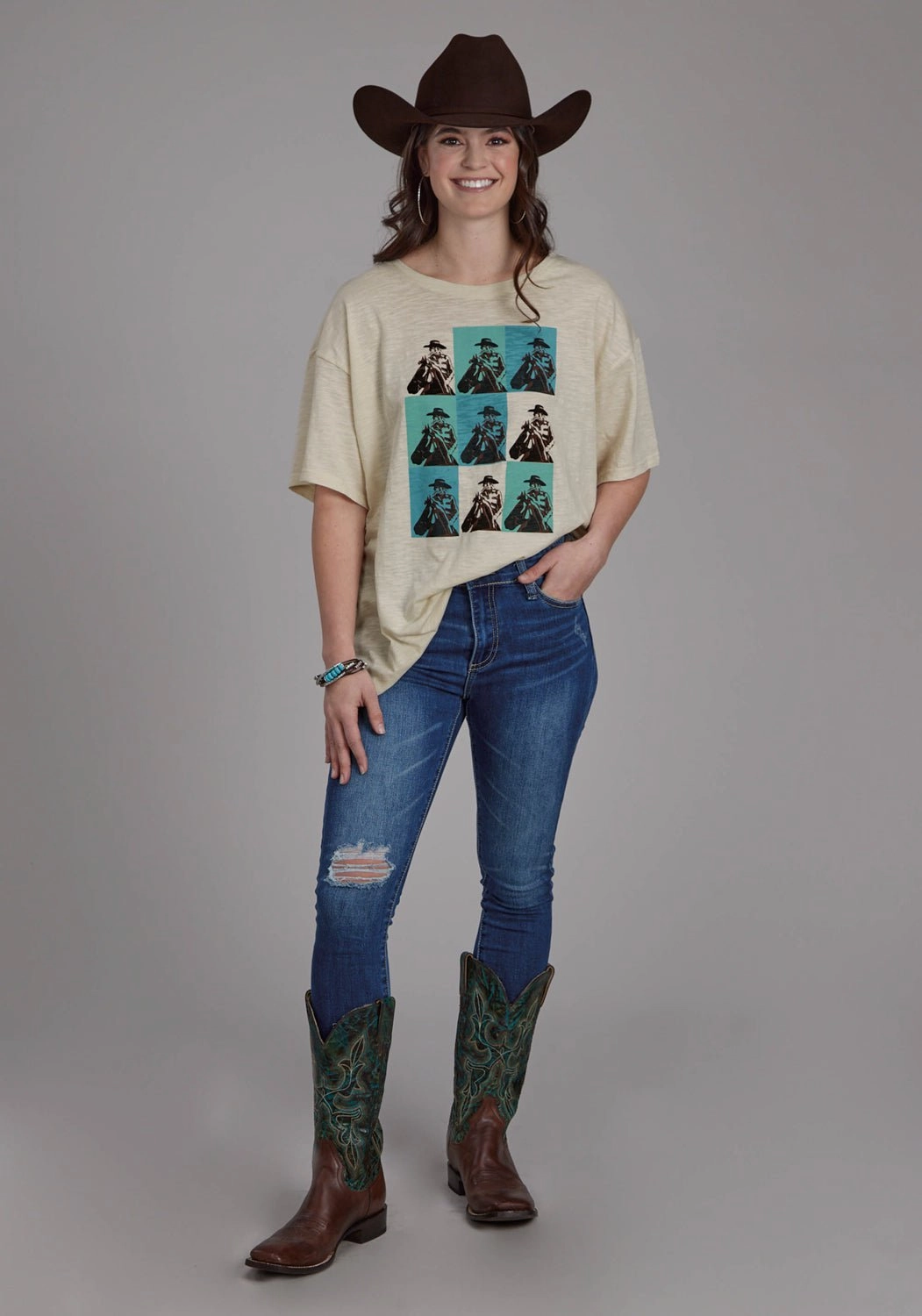 Eye-Catching Pattern Neutral Toned Stitching Roper Womens Cowboy Panels Cream 100% Cotton S/S T-Shirt