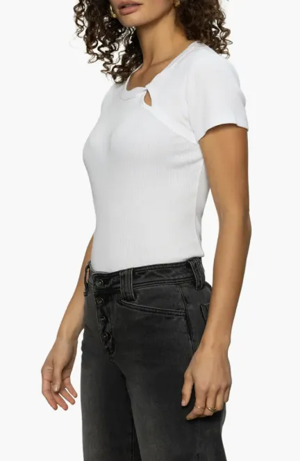 NonIrritatingTags Trendy Cut Out T-Shirt