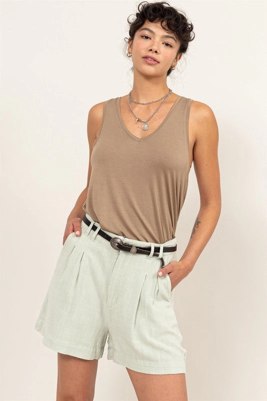 Ribbed Collar Style Daisychain V Neck Tank Top