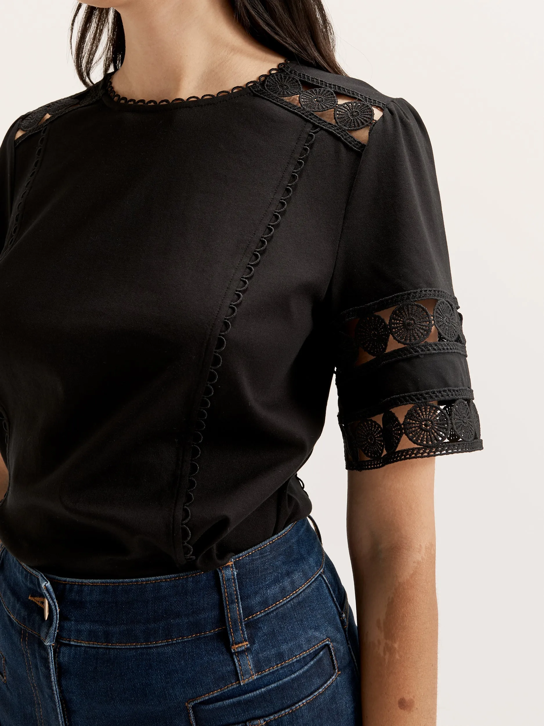 Daphne Top Basic Tank