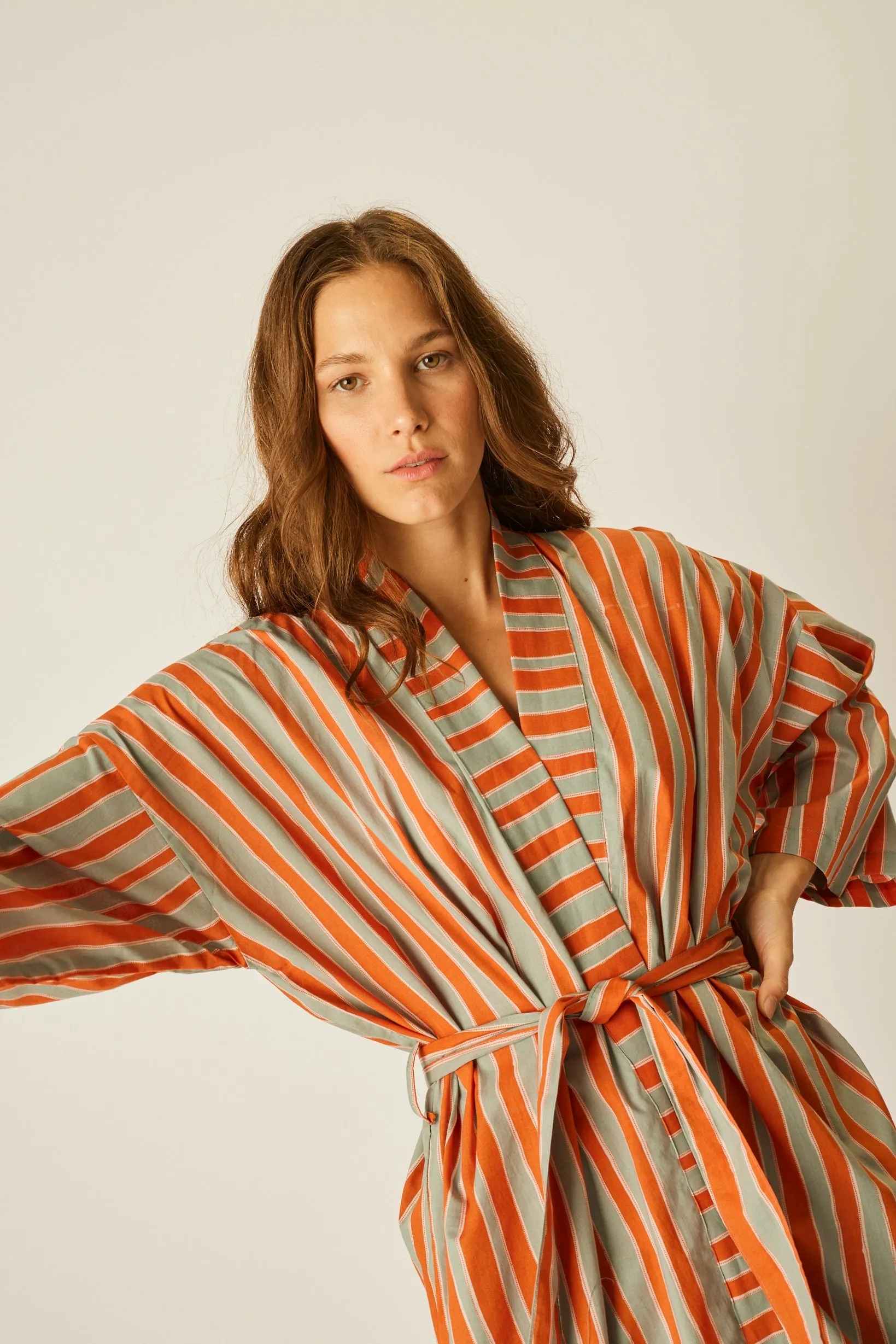 DIANE SHORT ROBE perfect for events Stretchable