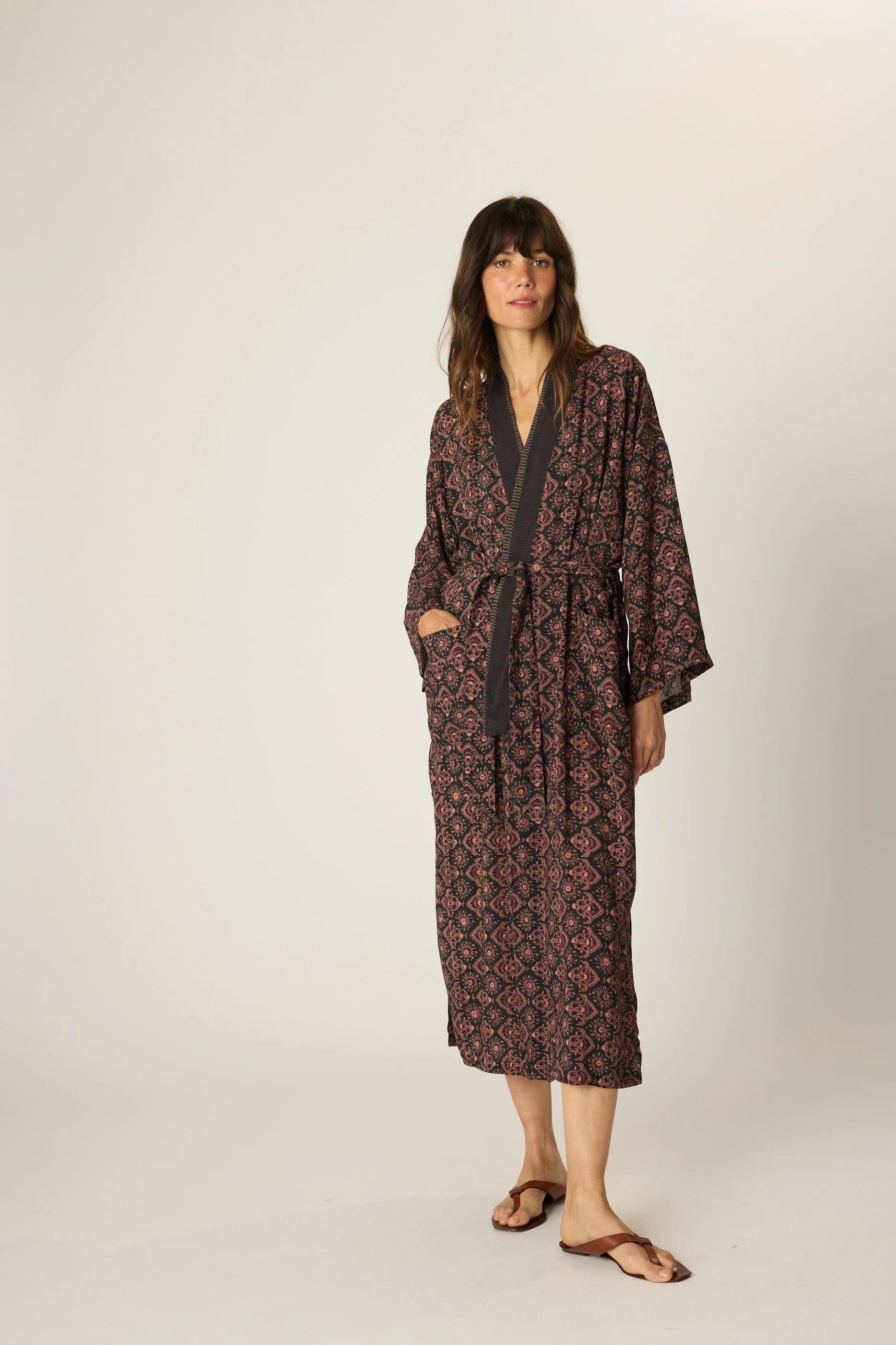 DIANE SMOKING JACKET LowProfile Seam Design Adaptive Climate Control