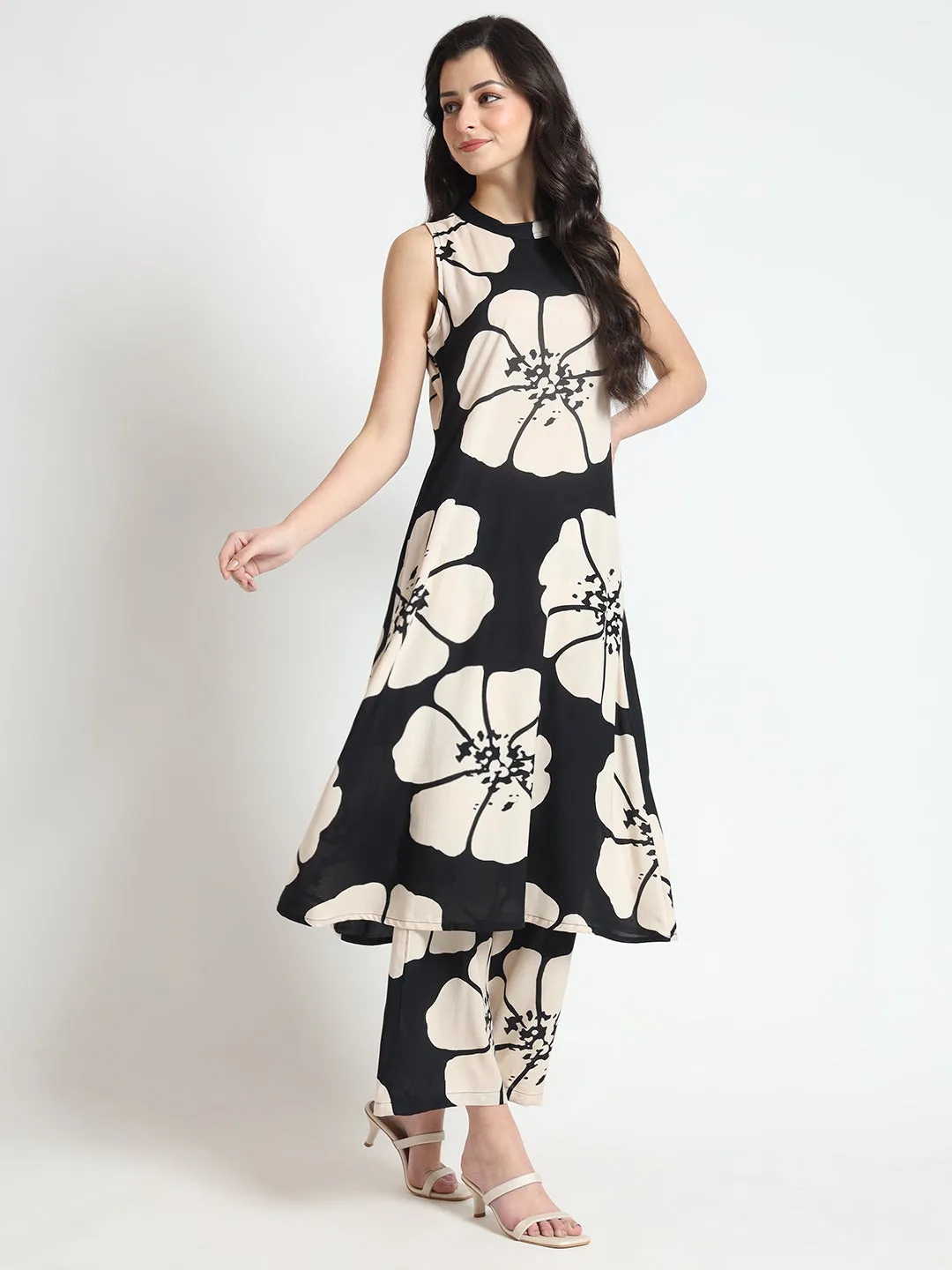 Divena Black Floral Print Rayon Fabric Straight Kurta with Pant