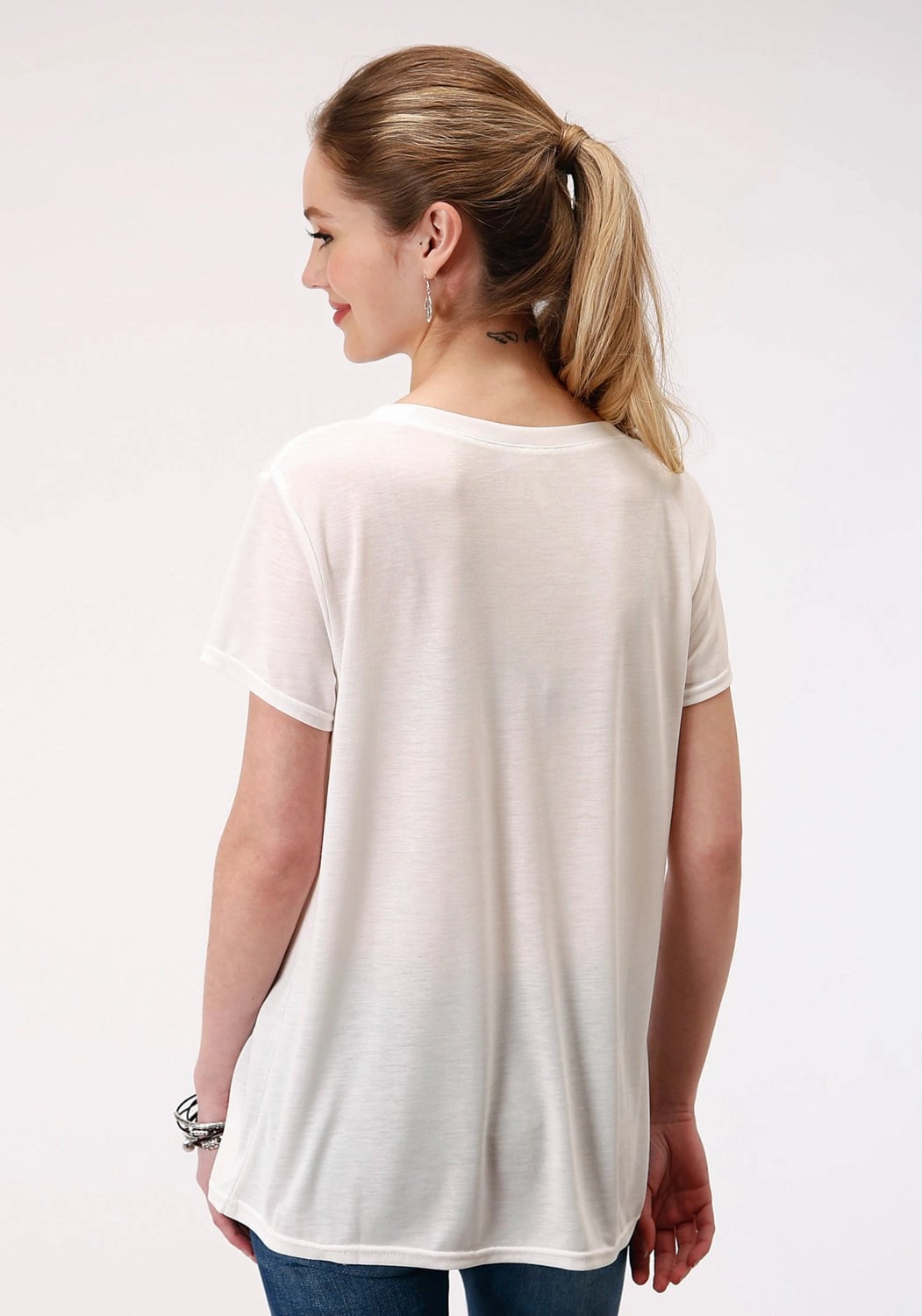 Roper Womens Cream Poly/Rayon Arrow Screenprint S/S T-Shirt Seasonal Wear