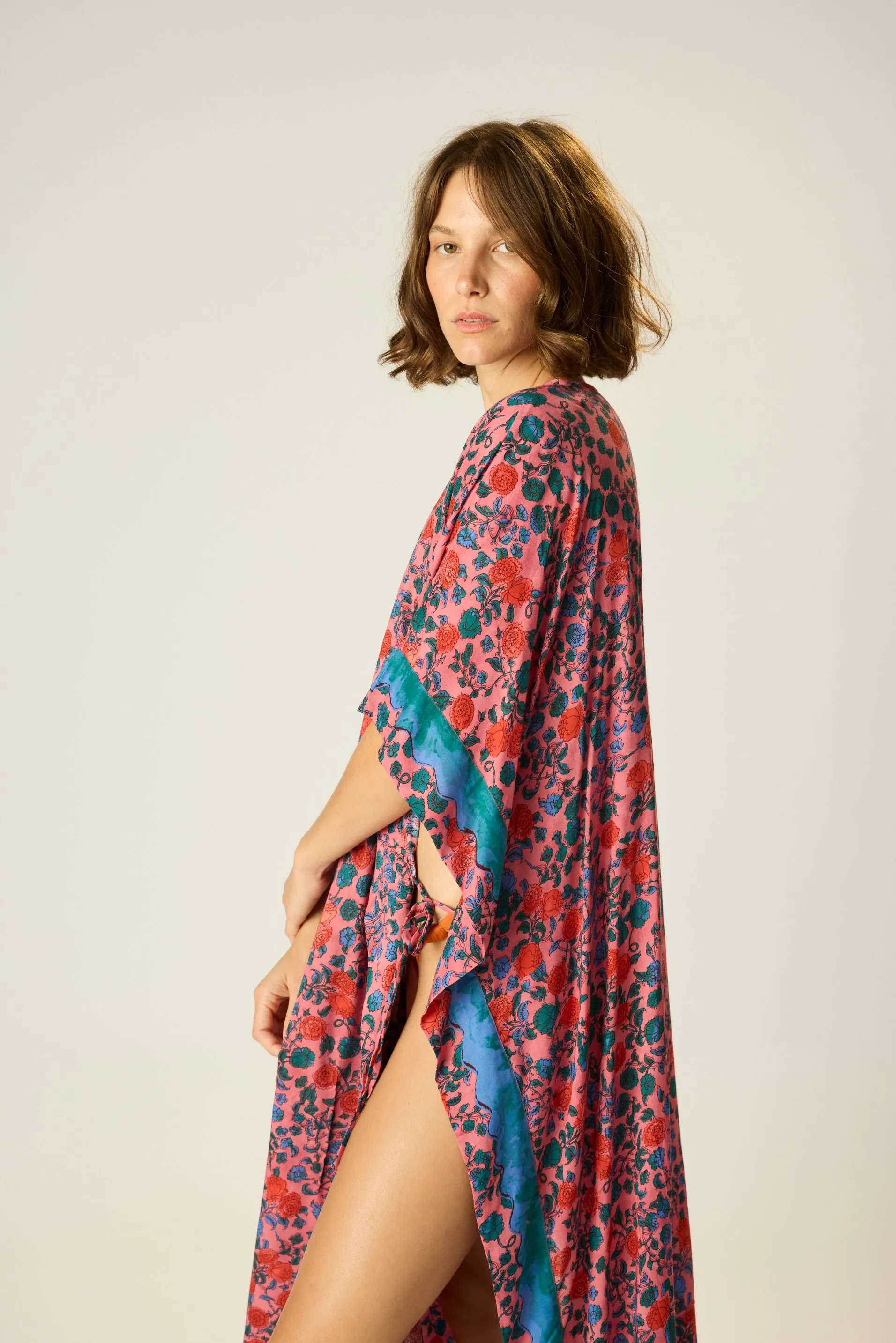 PAULINA CAFTAN Quick Release Fasteners Water resistant coating