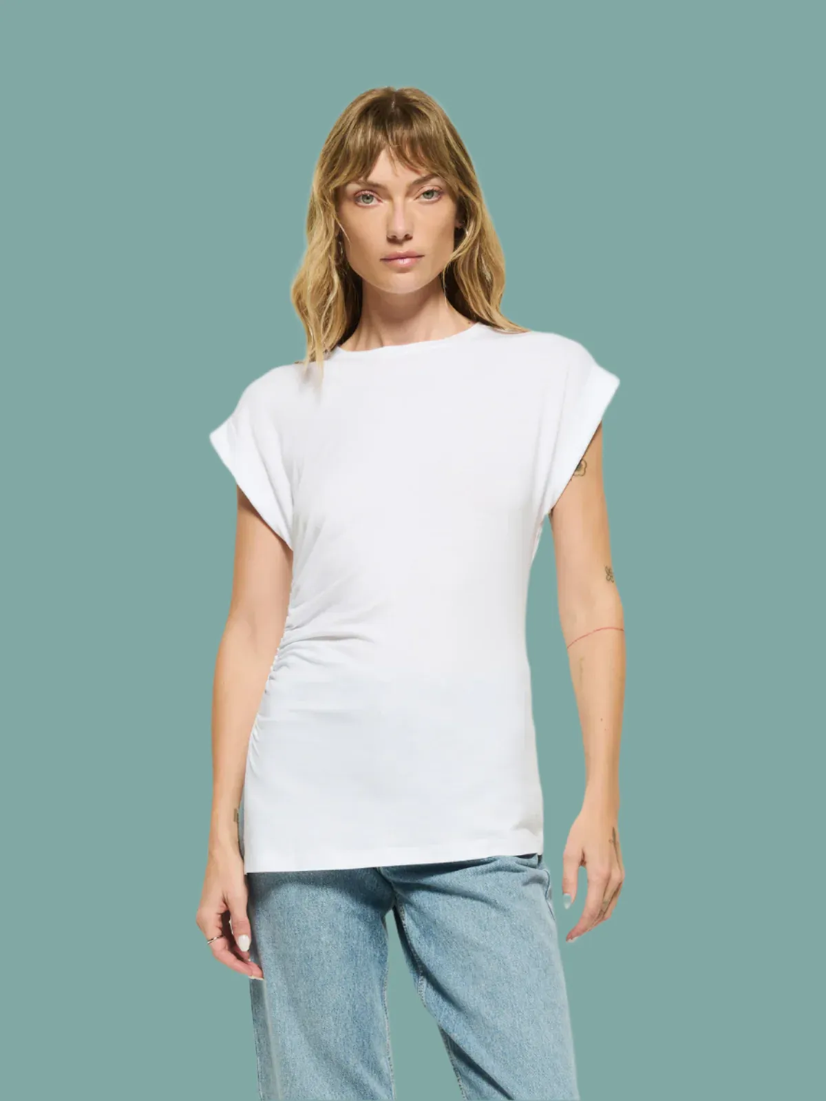 Sadee Crewneck Tee Floral Pattern Playful Vibes